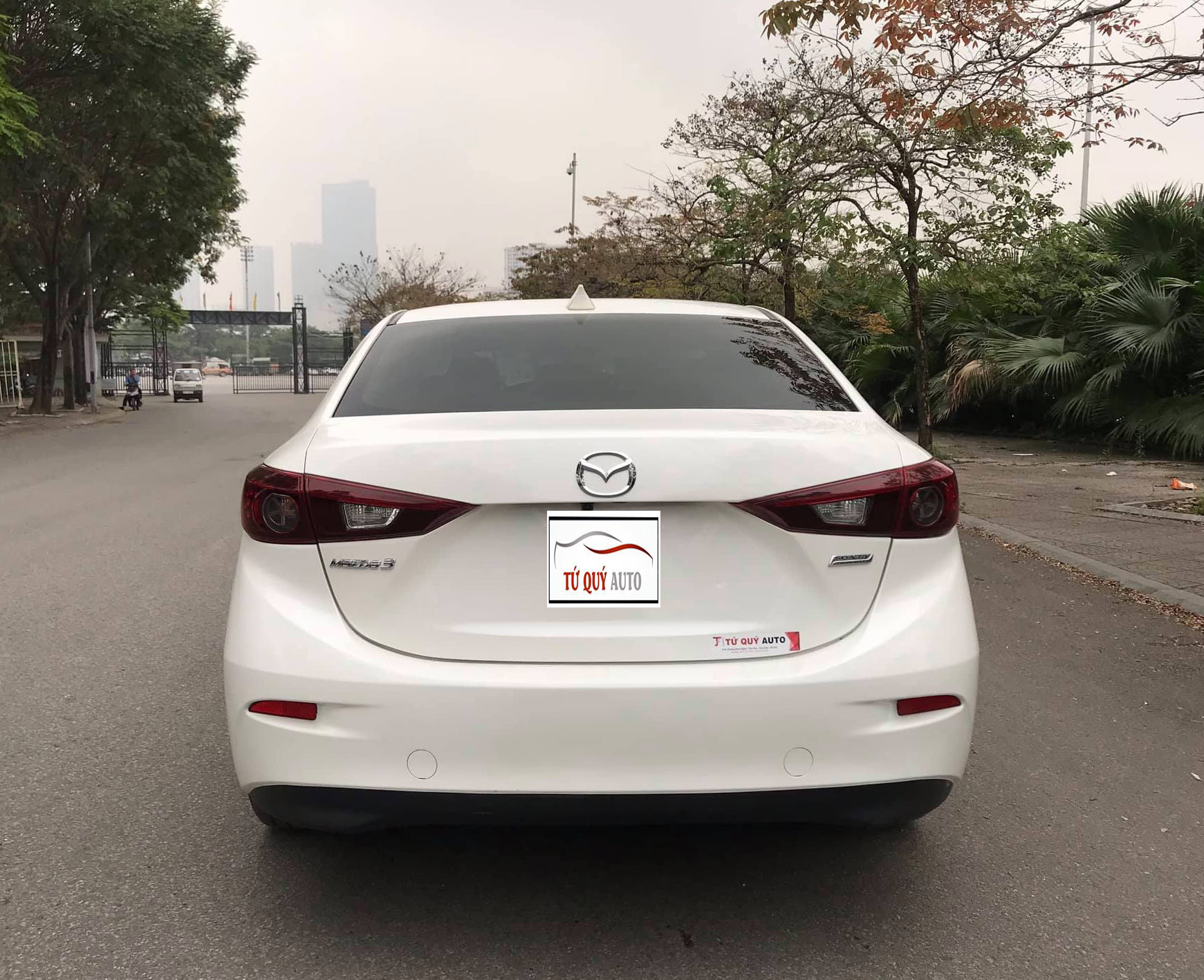 Mazda 3 Sedan 2015 - 2