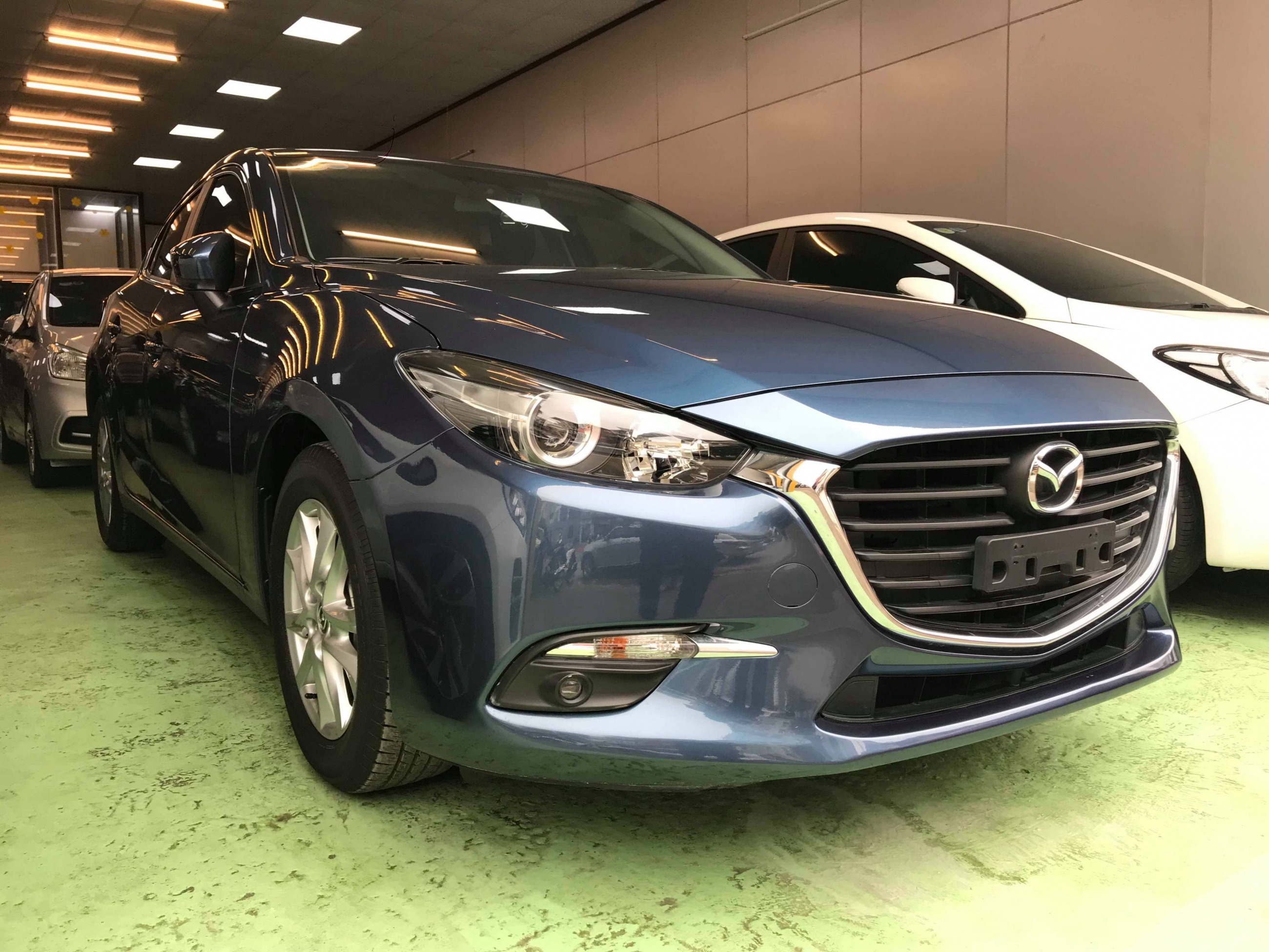 Mazda 3 Sedan 2018 - 3