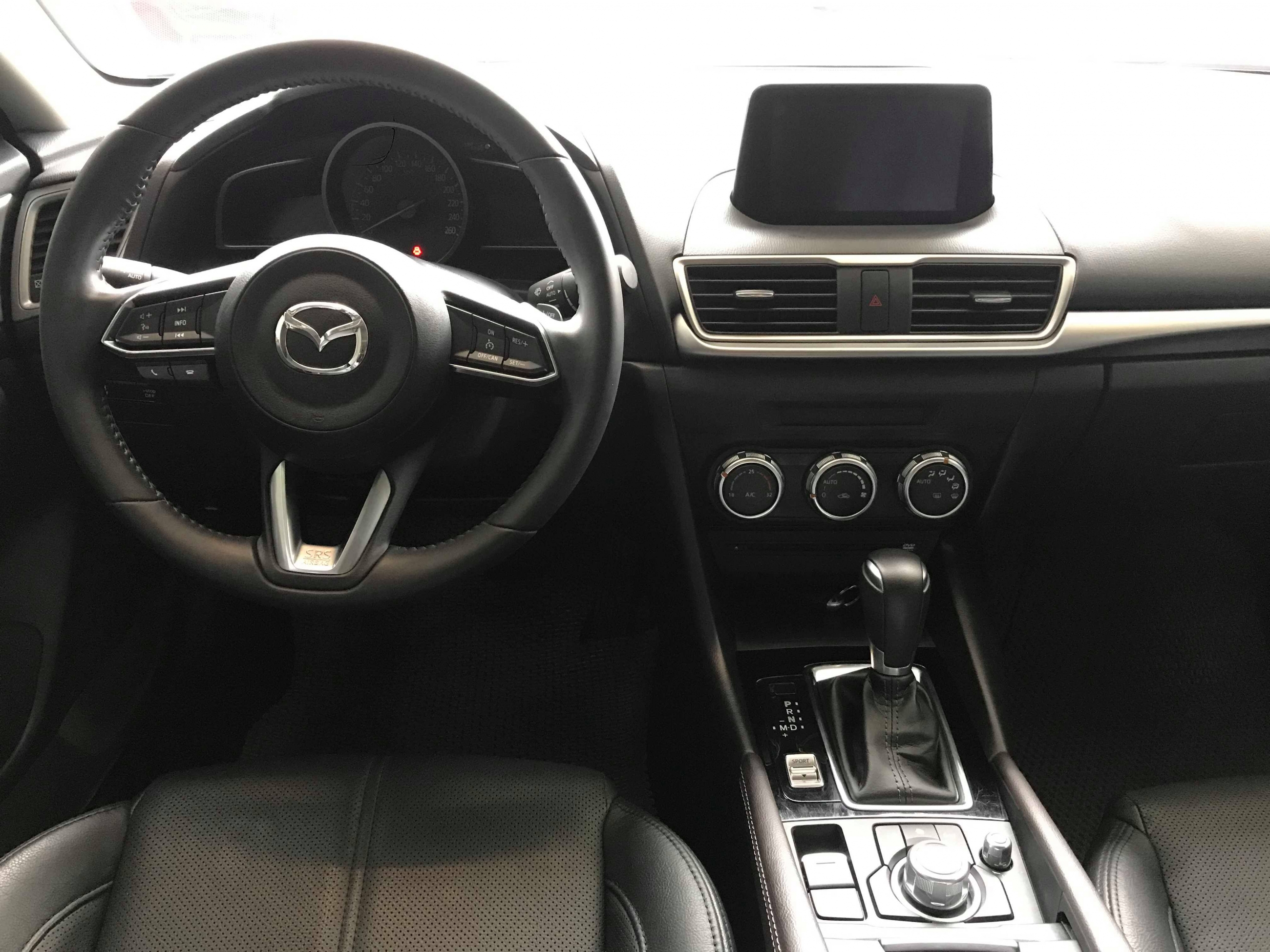 Mazda 3 Sedan 2018 - 5