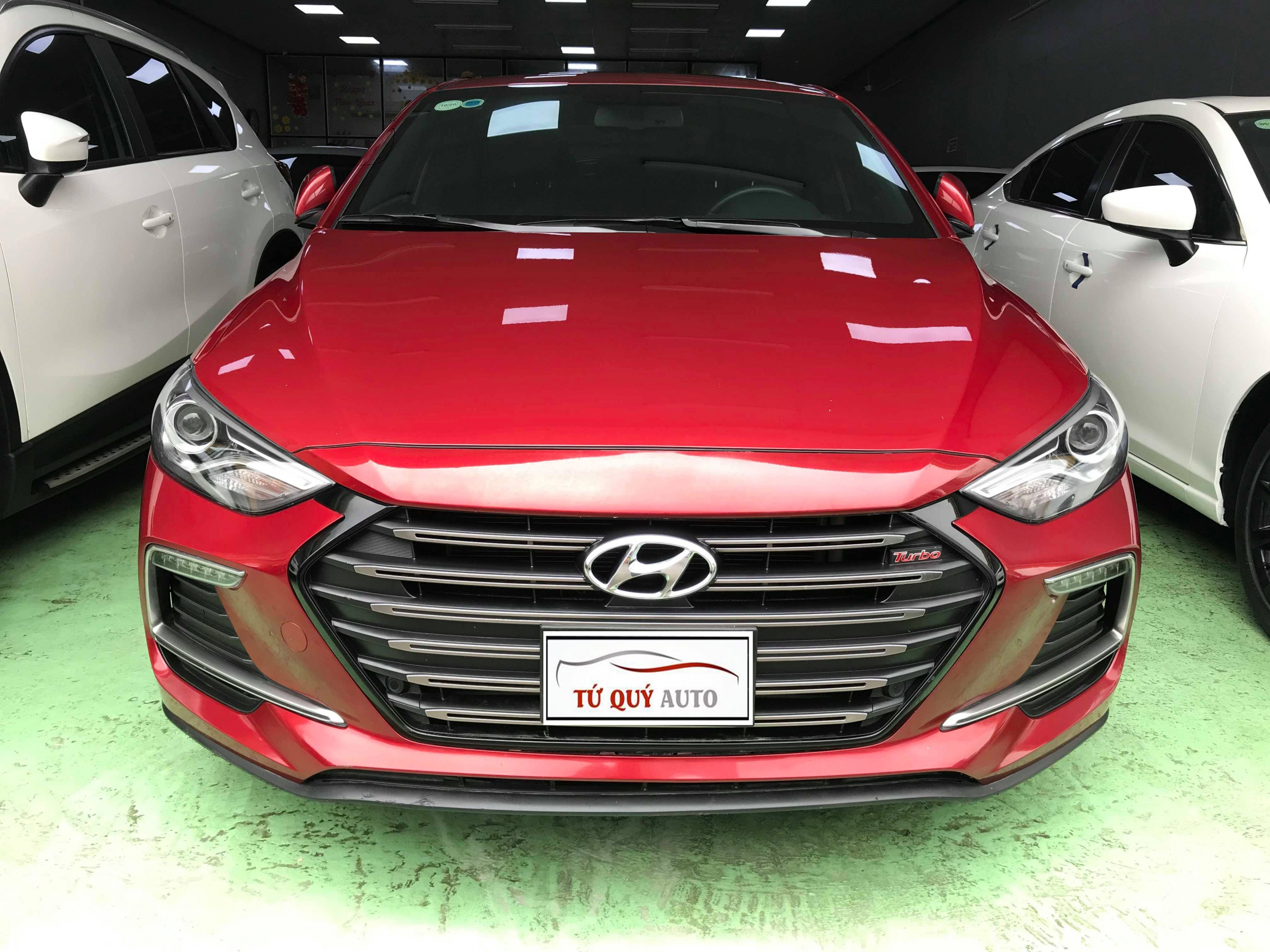 Xe Hyundai Elantra 1.6Turbo 2018 - Đỏ