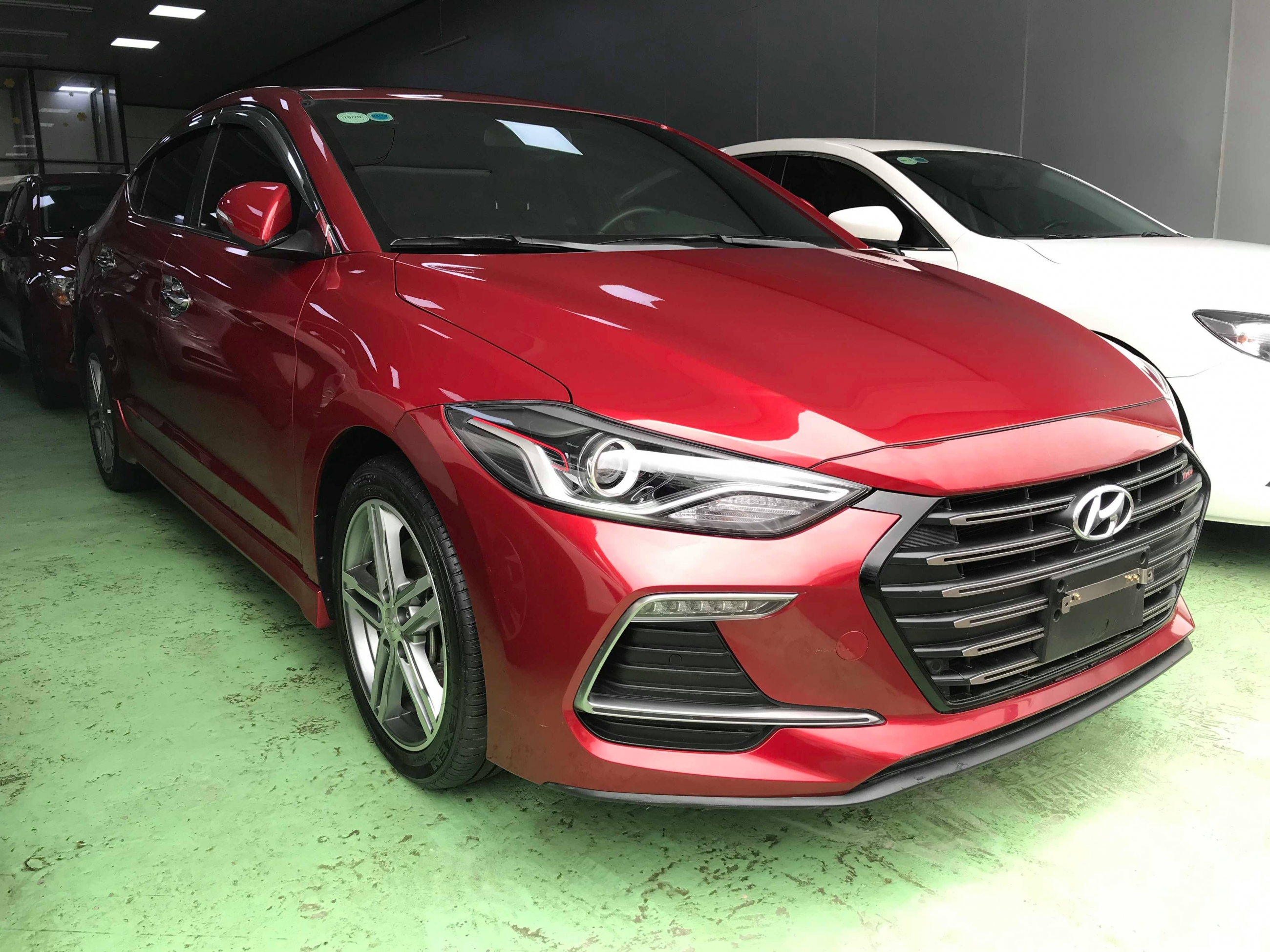 Hyundai Elantra 1.6Turbo 2018 - 3