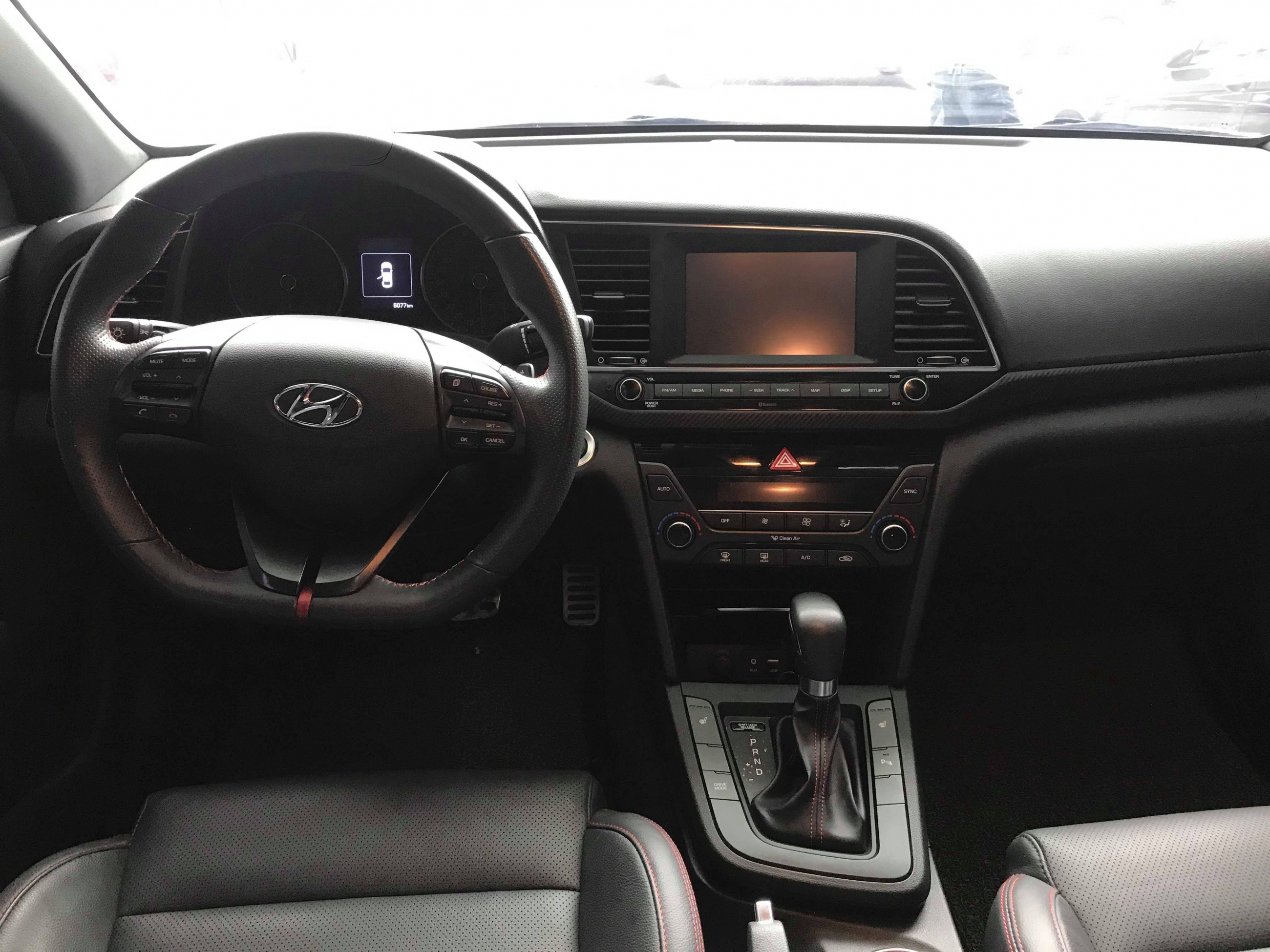 Hyundai Elantra 1.6Turbo 2018 - 5