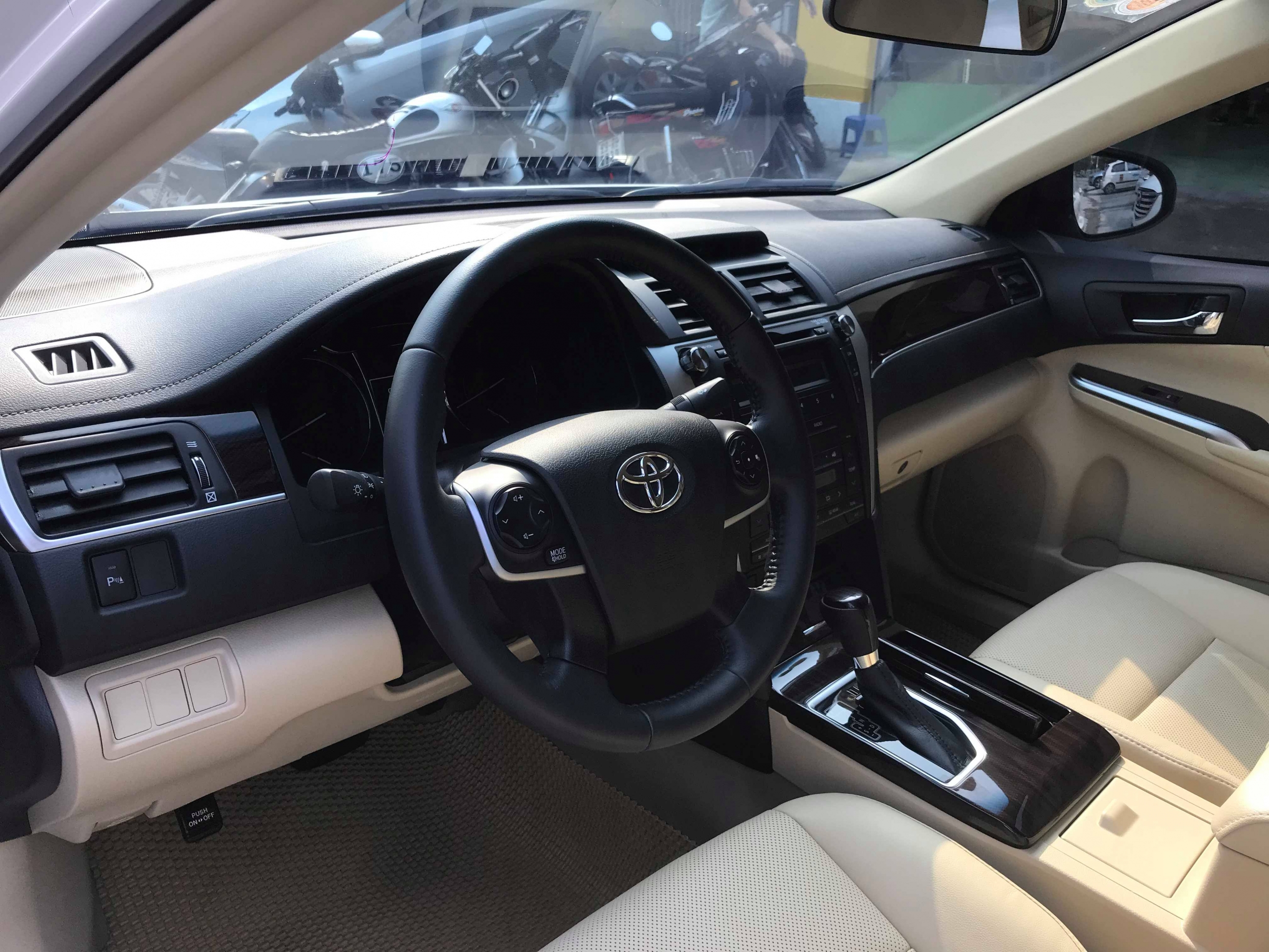 Toyota Camry 2.0E 2018 - 7