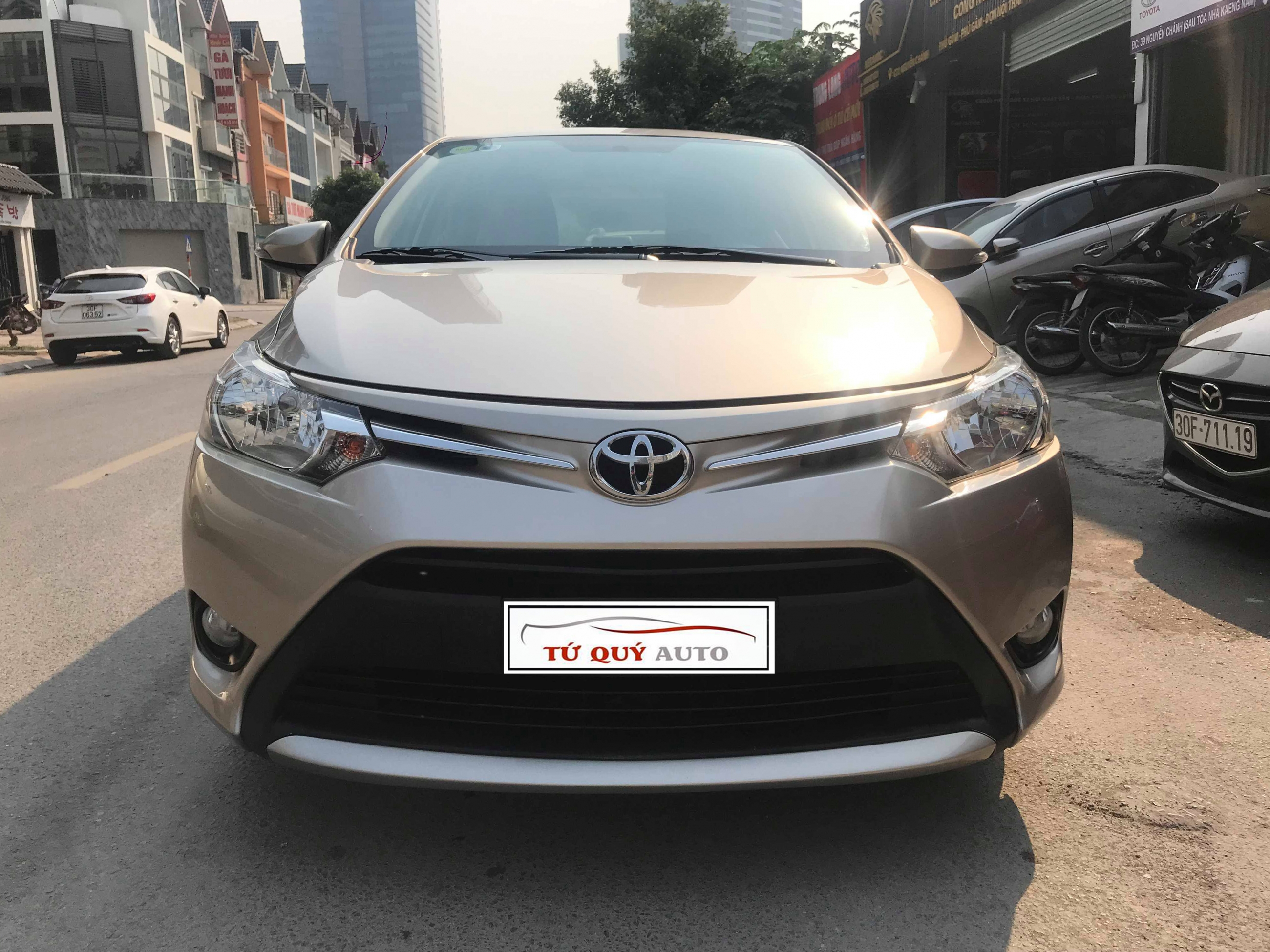 Xe Toyota Vios E 1.5AT 2017 - Vàng cát