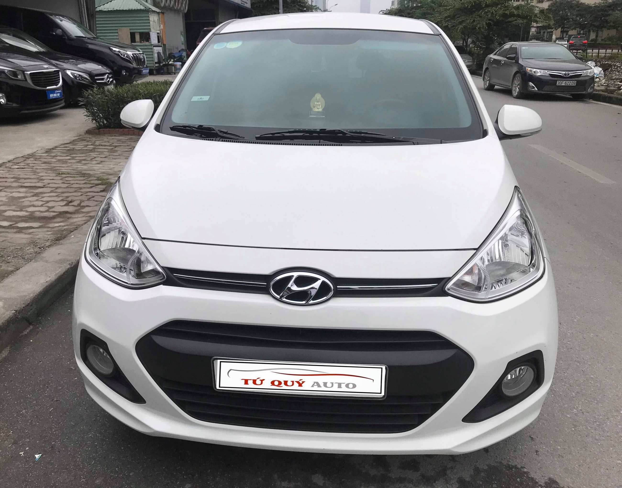 Xe Hyundai i10 Hatchback 1.2MT 2016 - Trắng