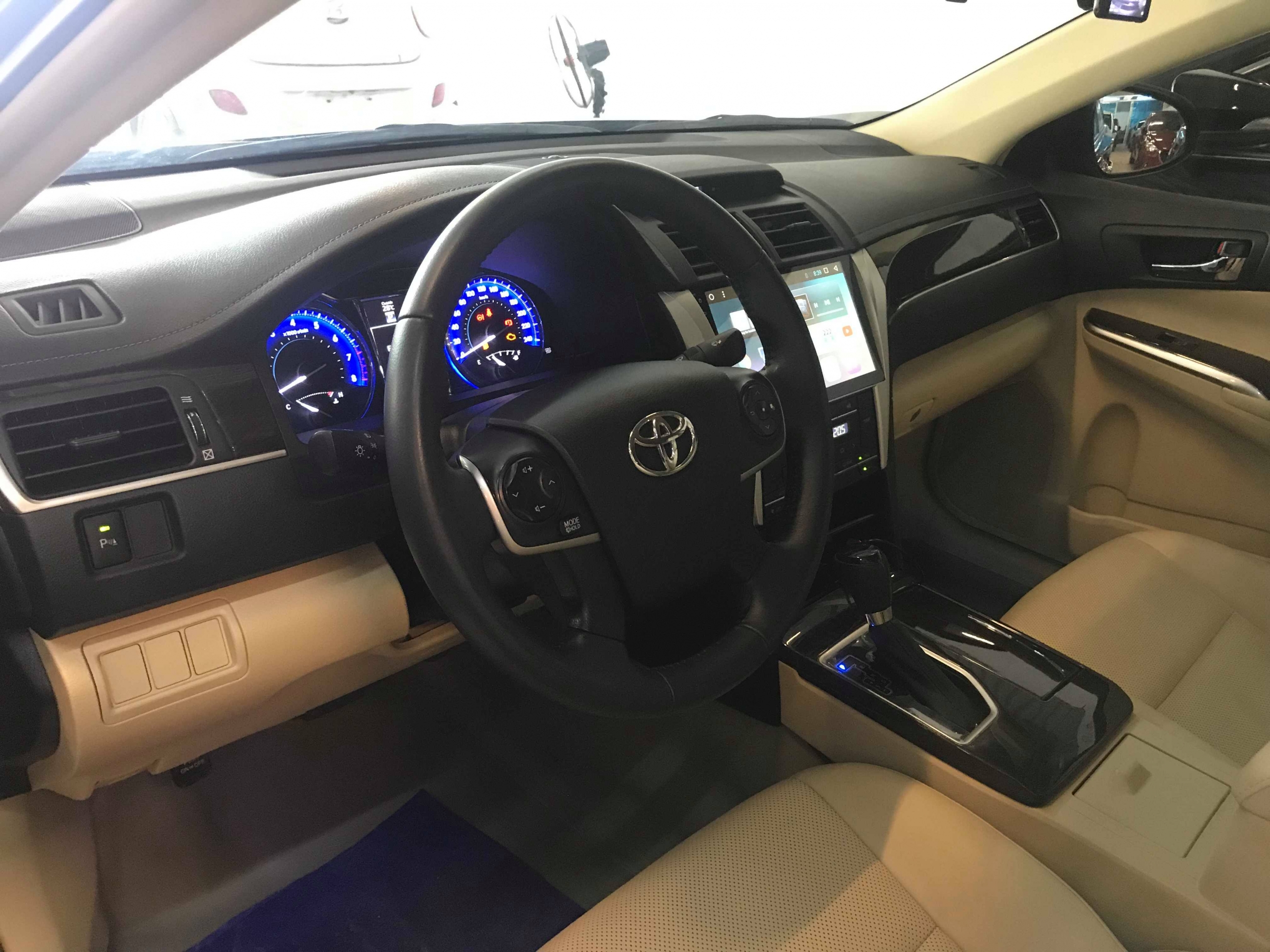 Toyota Camry 2.0E 2018 - 6