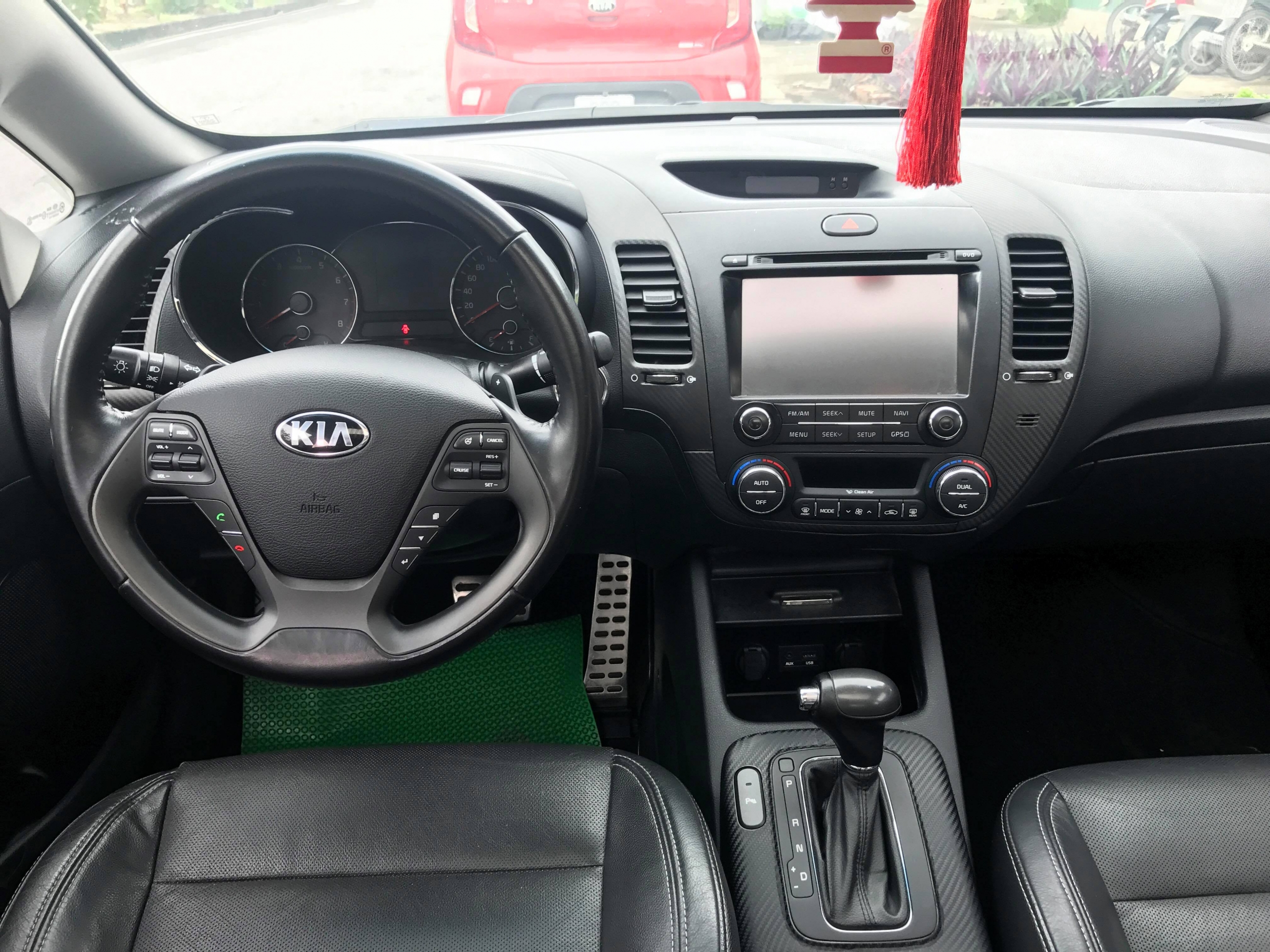 Kia K3 1.6AT 2013 - 3