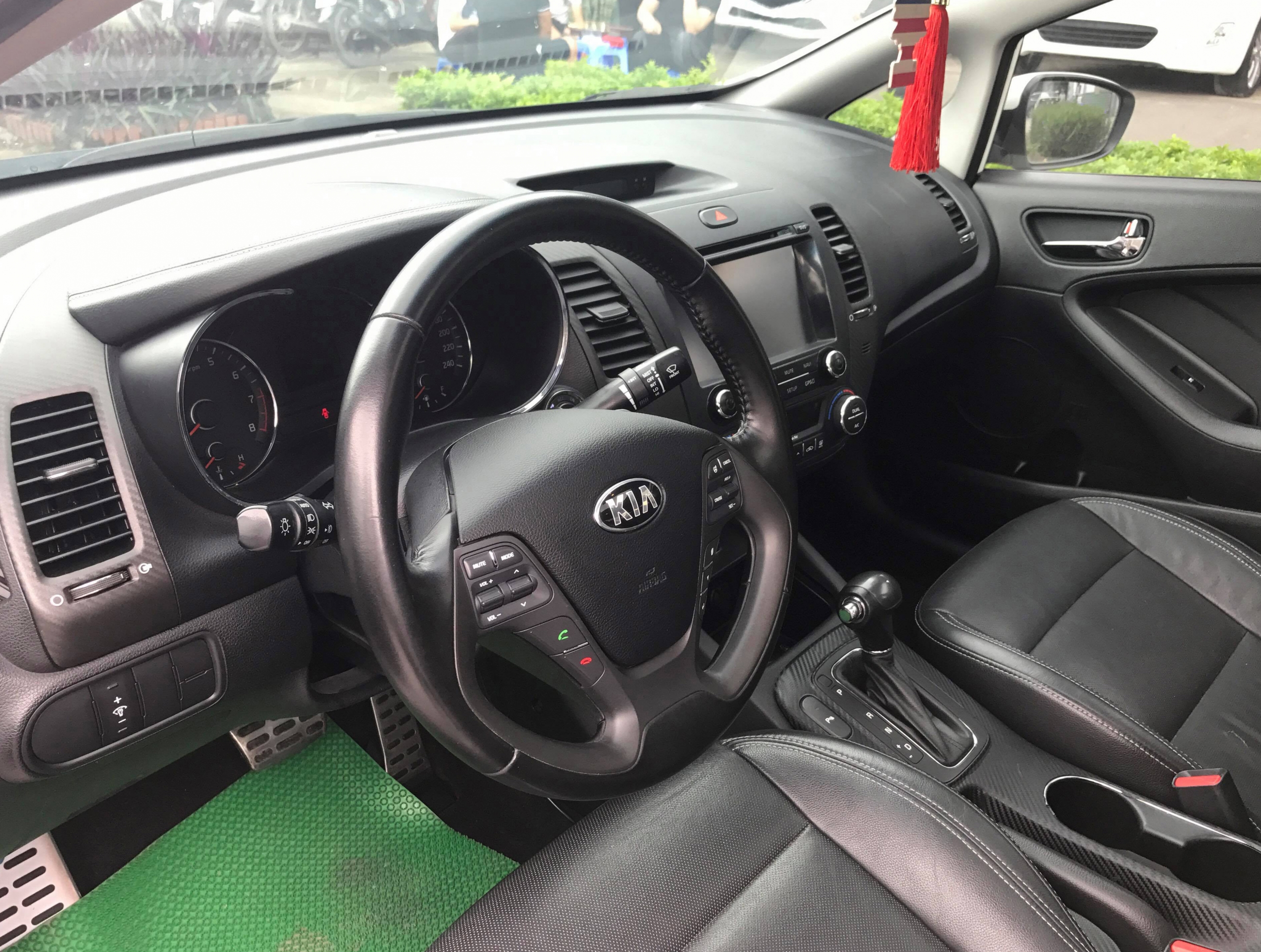 Kia K3 1.6AT 2013 - 4