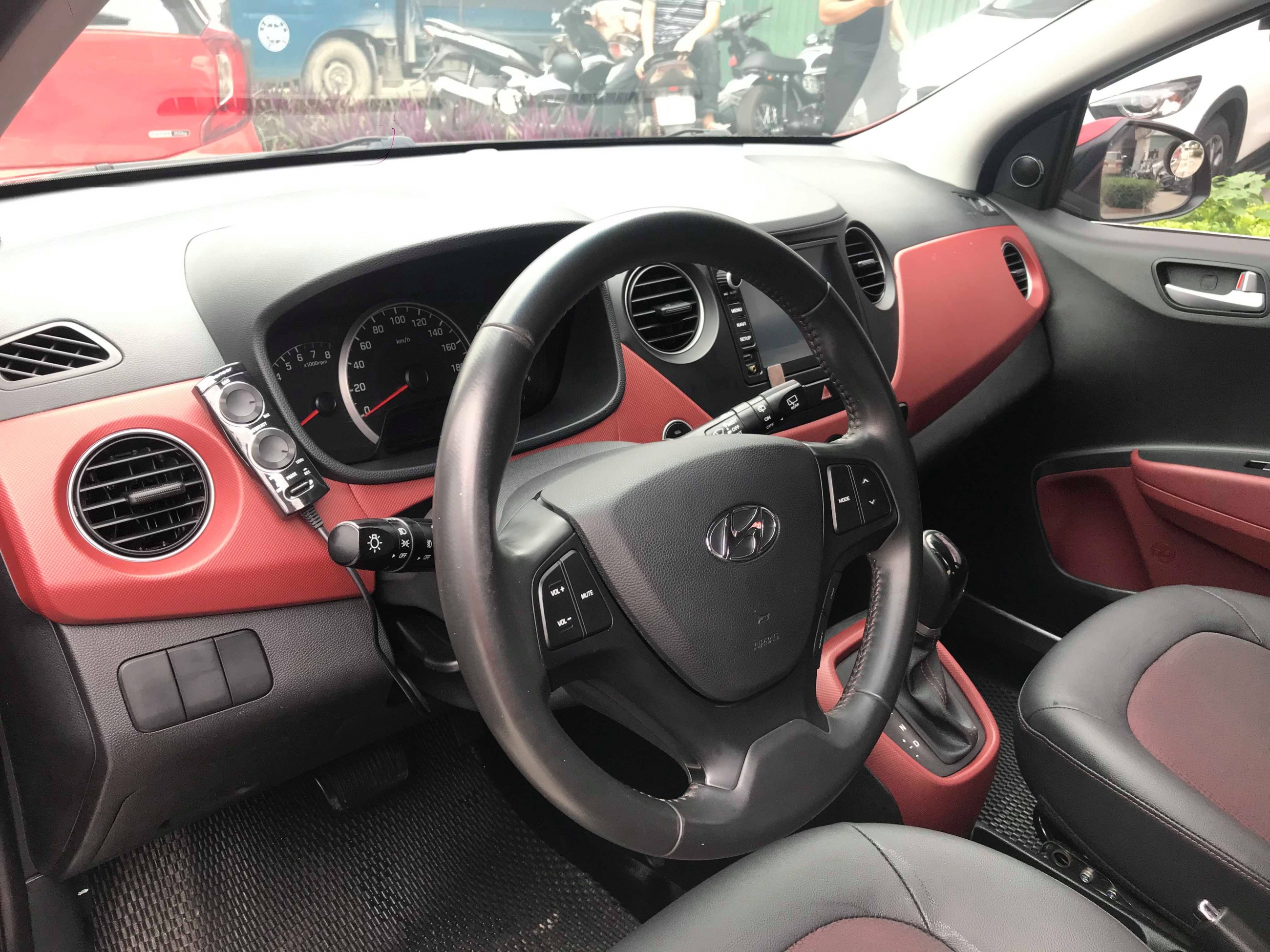 Hyundai i10 1.2AT 2017 - 6