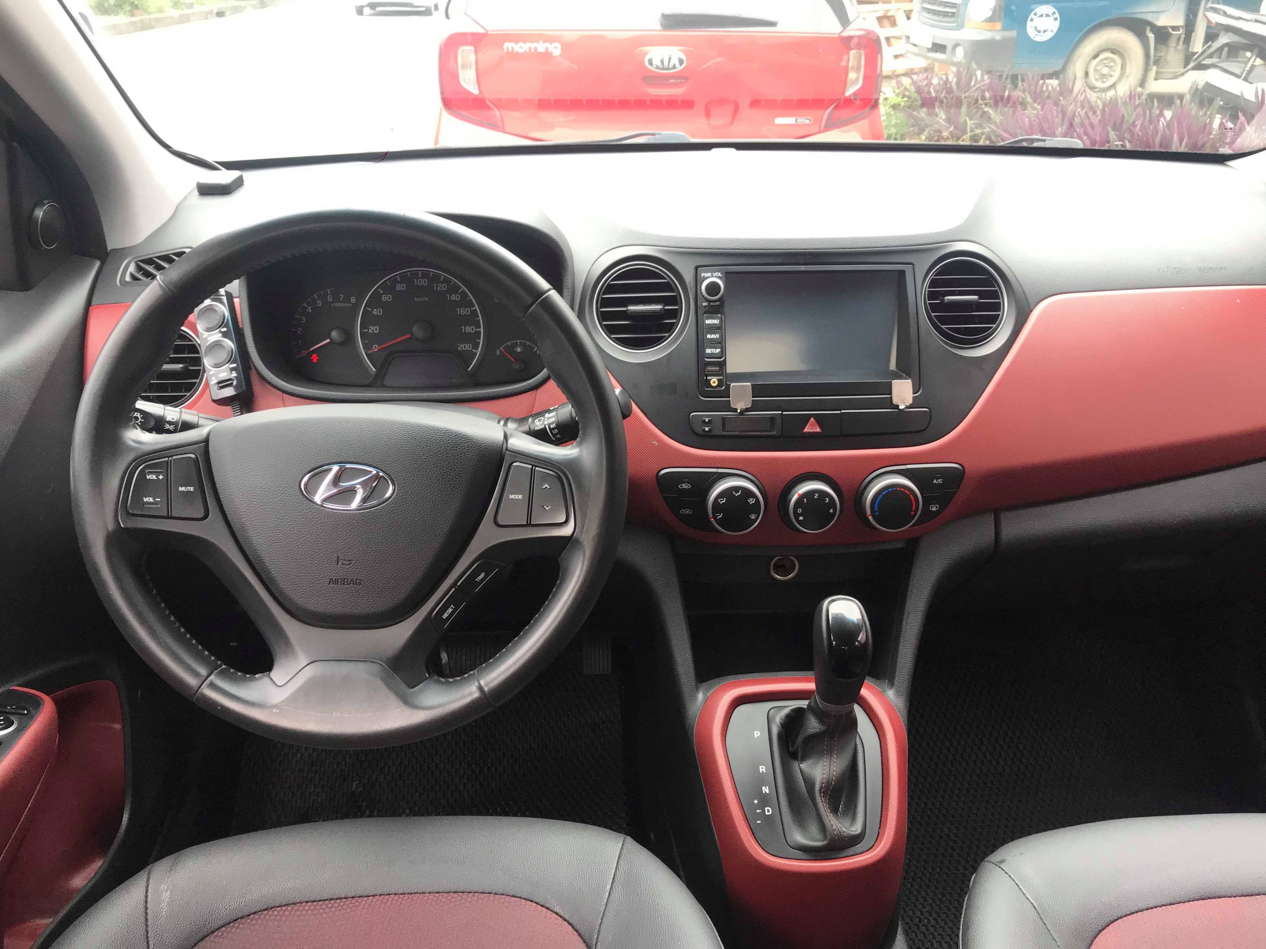 Hyundai i10 1.2AT 2017 - 7