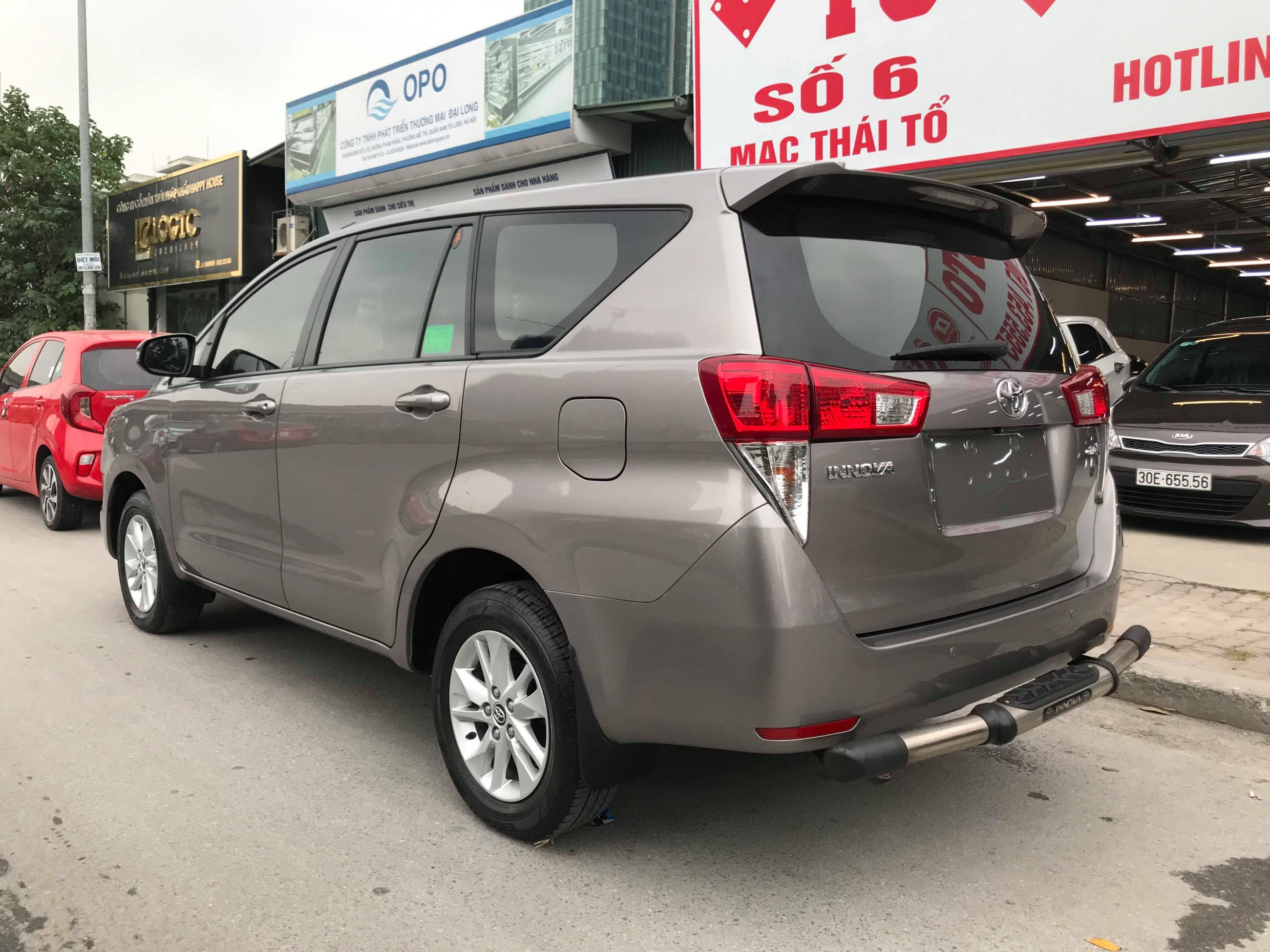 Toyota Innova 2.0E 2018 - 5