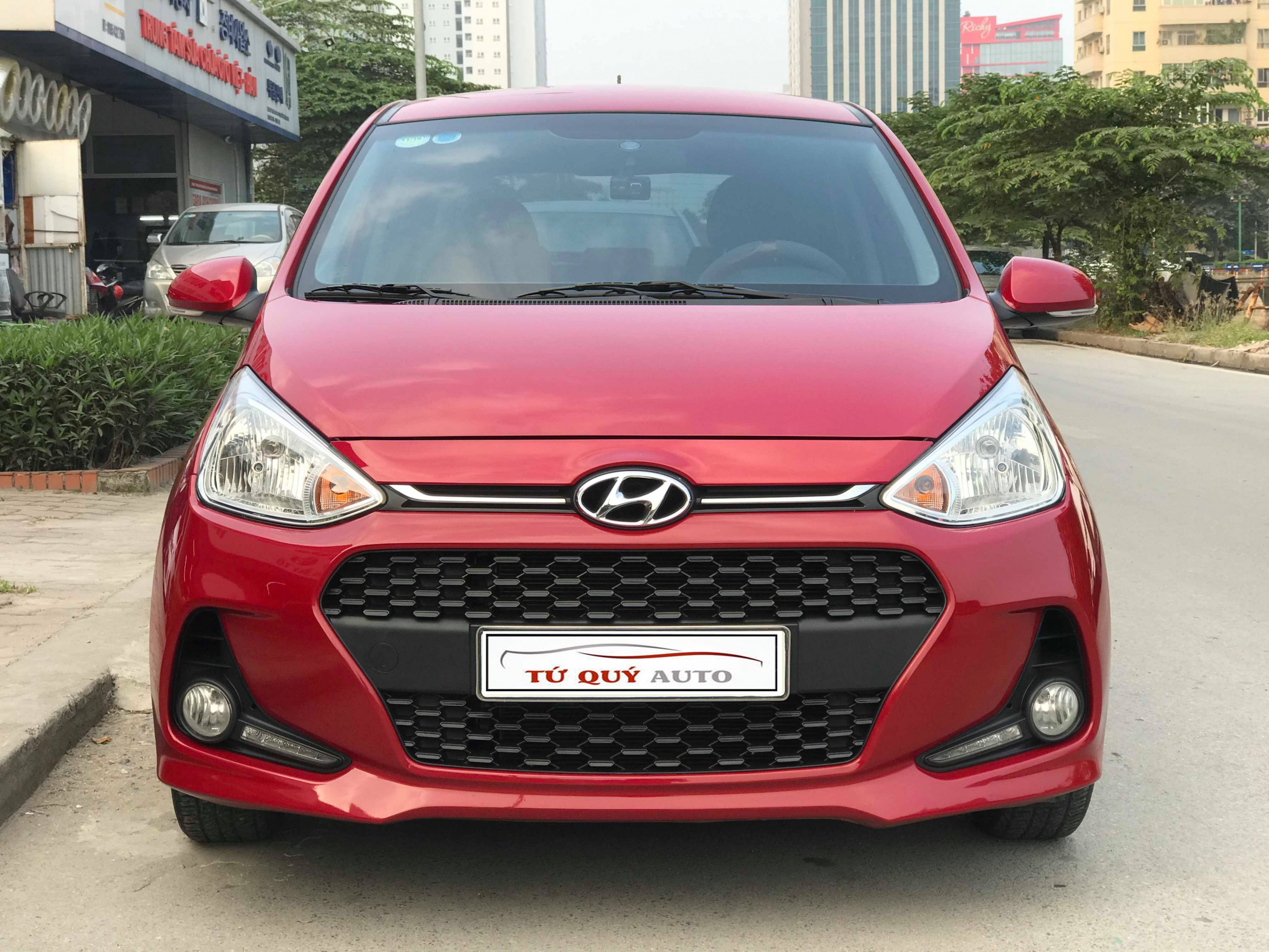 Xe Hyundai i10 1.2AT 2018 - Đỏ