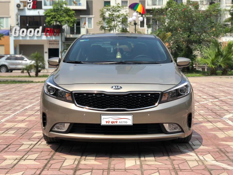 Xe Kia Cerato 1.6AT 2018 - Vàng cát