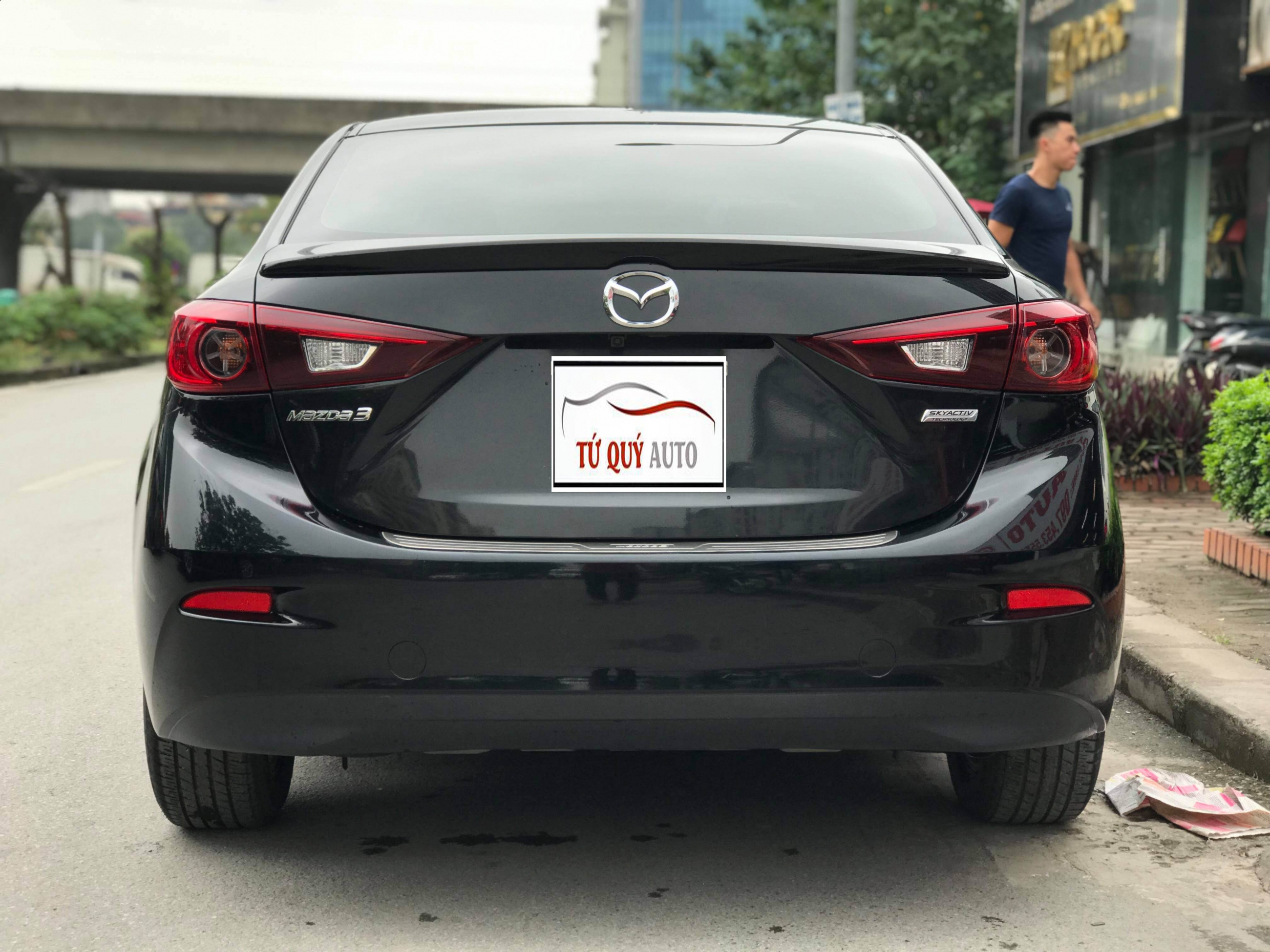 Mazda 3 Sedan 2017 - 2