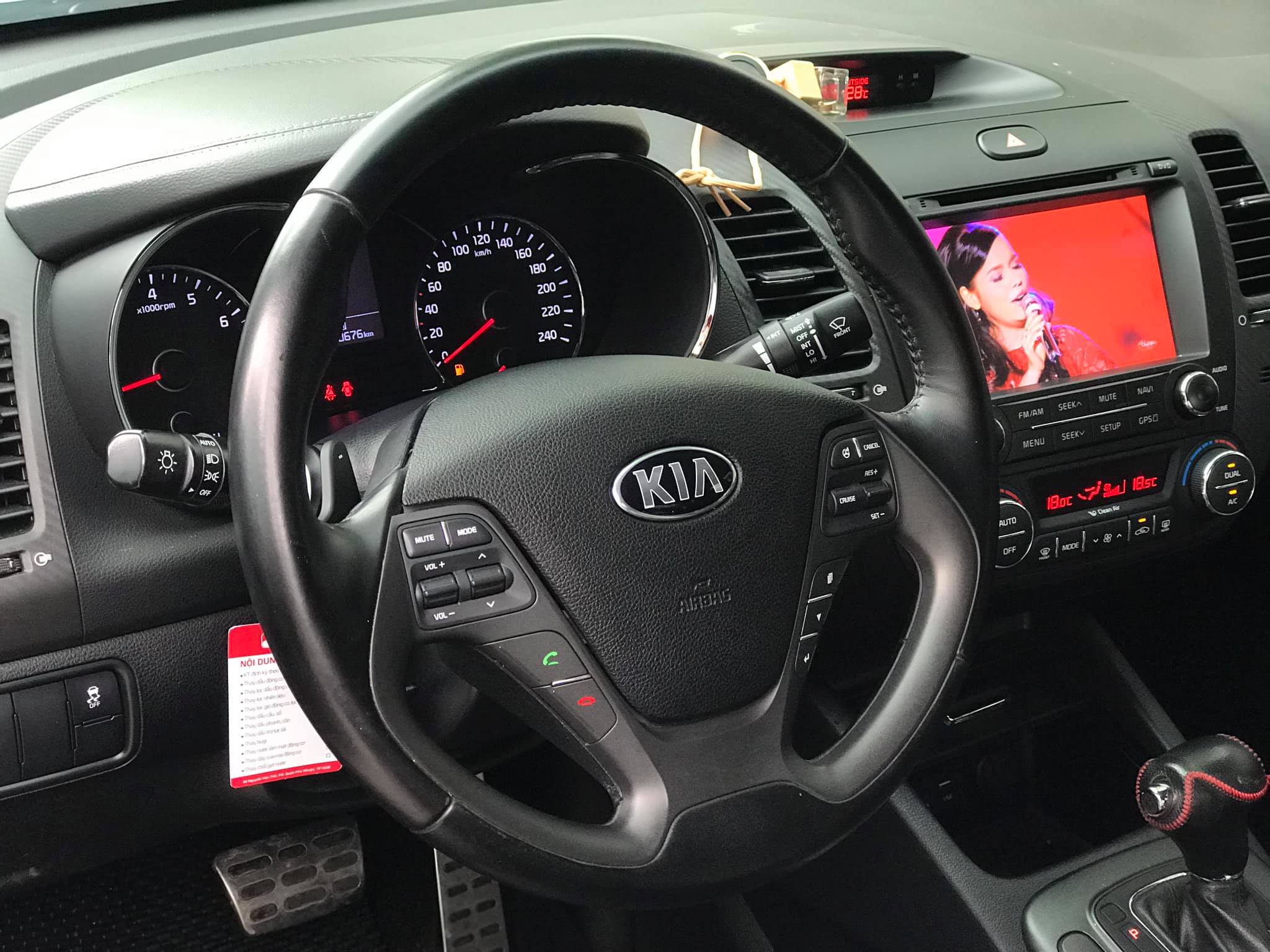 Kia K3 2.0AT 2015 - 7