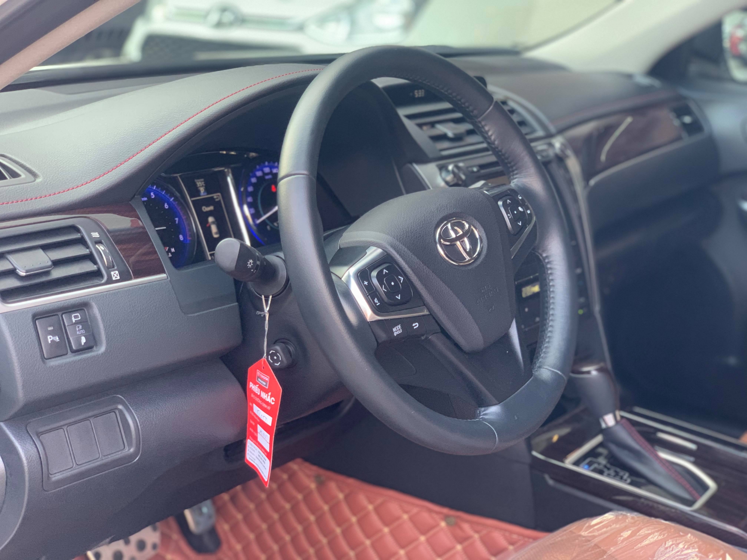 Toyota Camry 2.5Q 2018 - 7