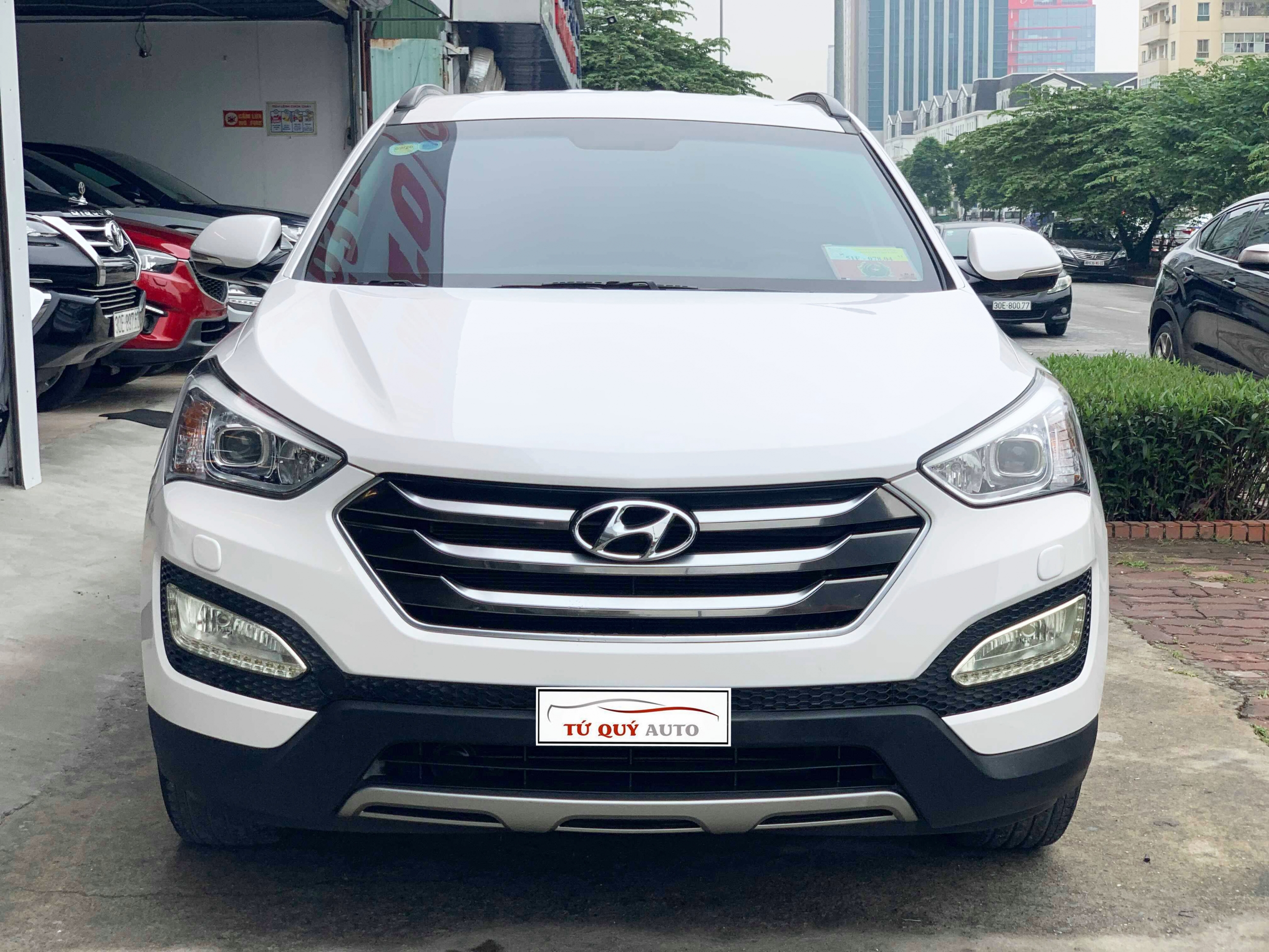 Xe Hyundai Santa Fe 2.4AT 2014 - Trắng