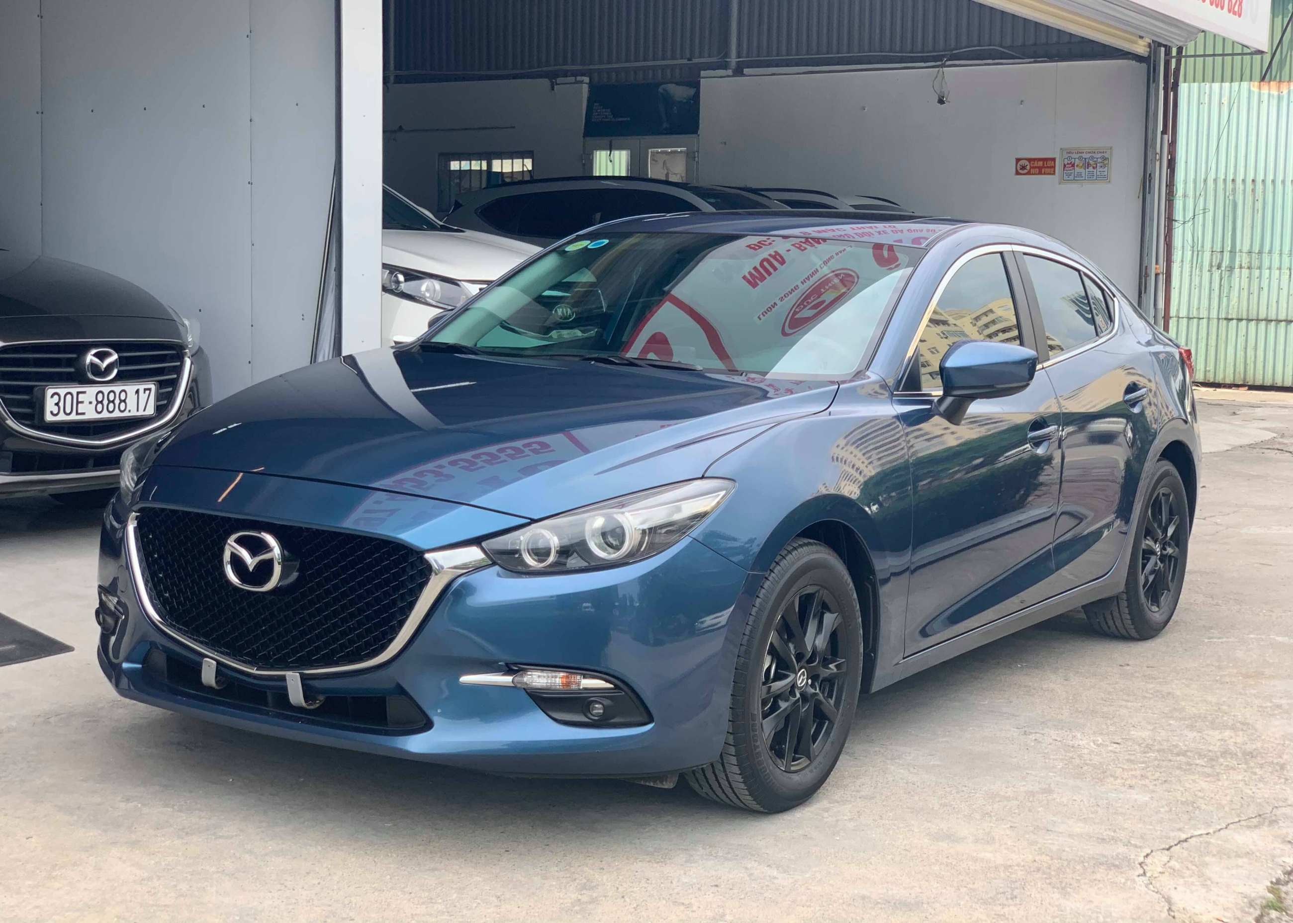 Mazda 3 Sedan 2018 - 3