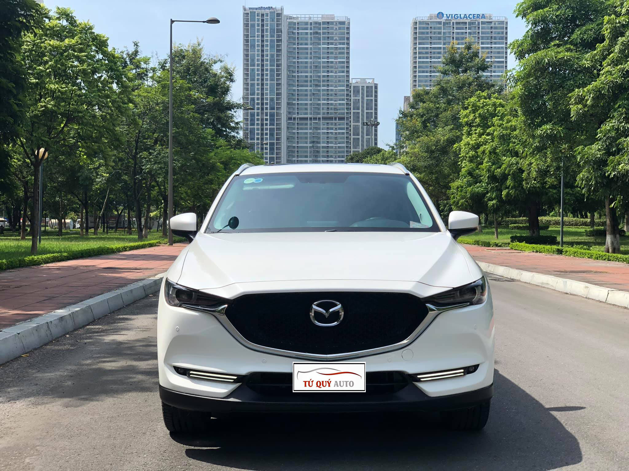 Xe Mazda CX 5 2.0AT 2017 model 2018 - Trắng