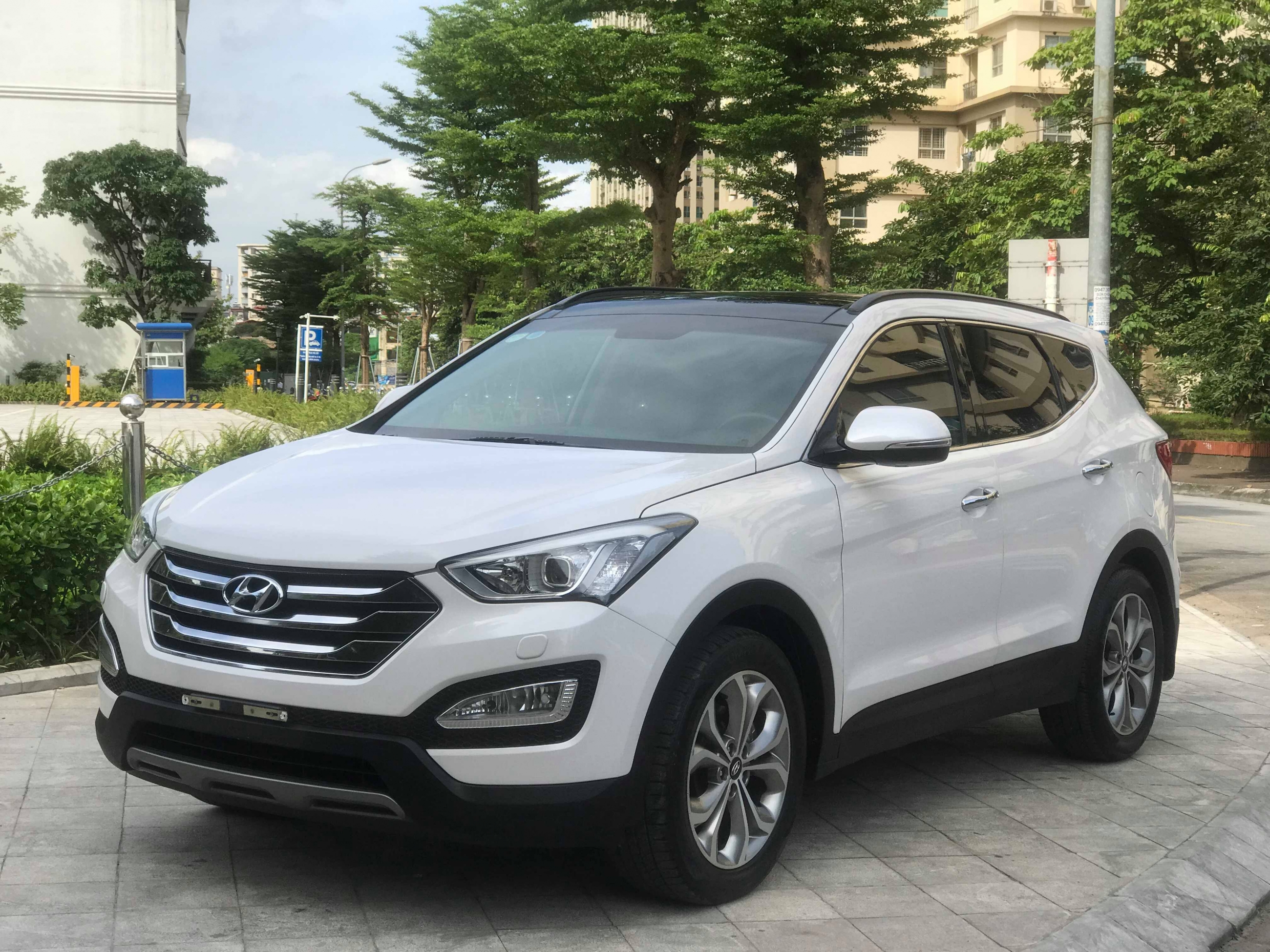 Hyundai Santa-Fe CRDi 2.2AT 2015 - 4