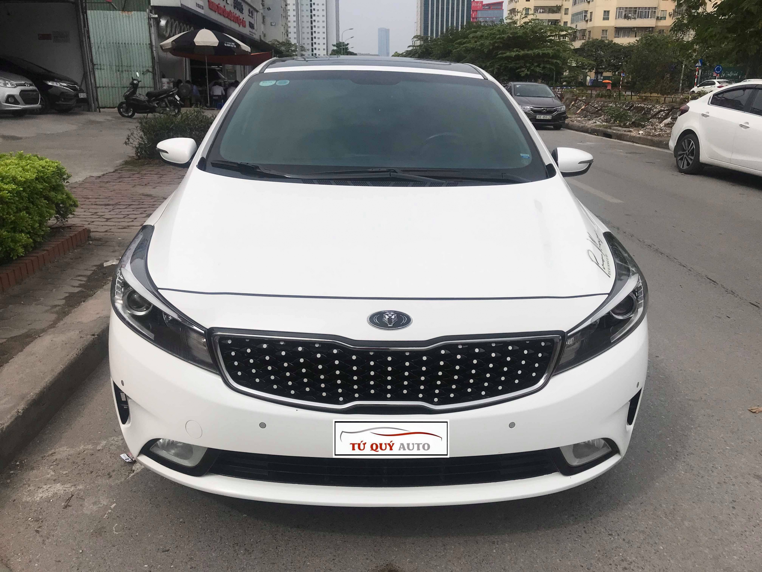 Xe Kia Cerato 1.6AT 2016 - Trắng