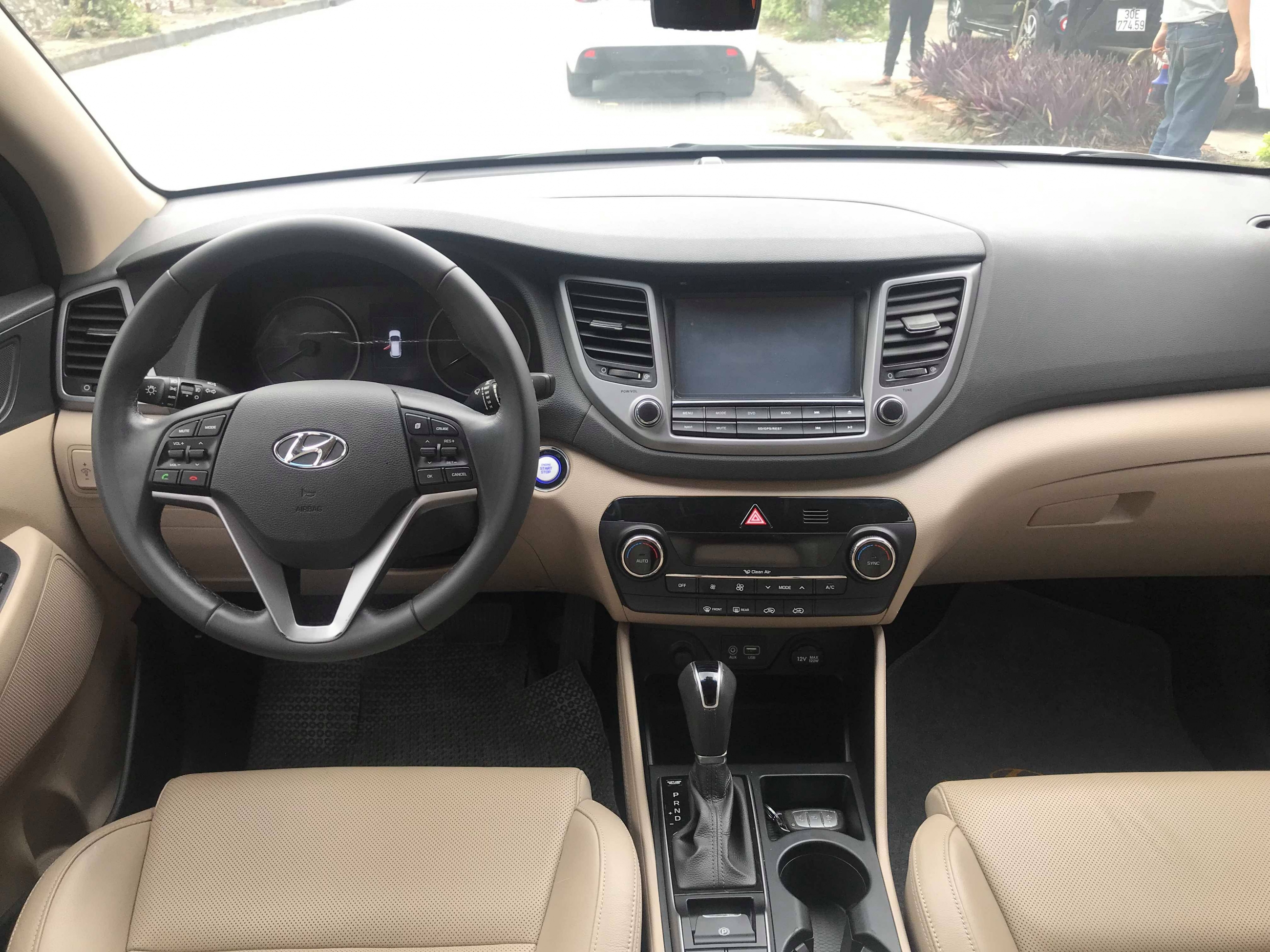 Hyundai Tucson 2.0AT 2015 - 7