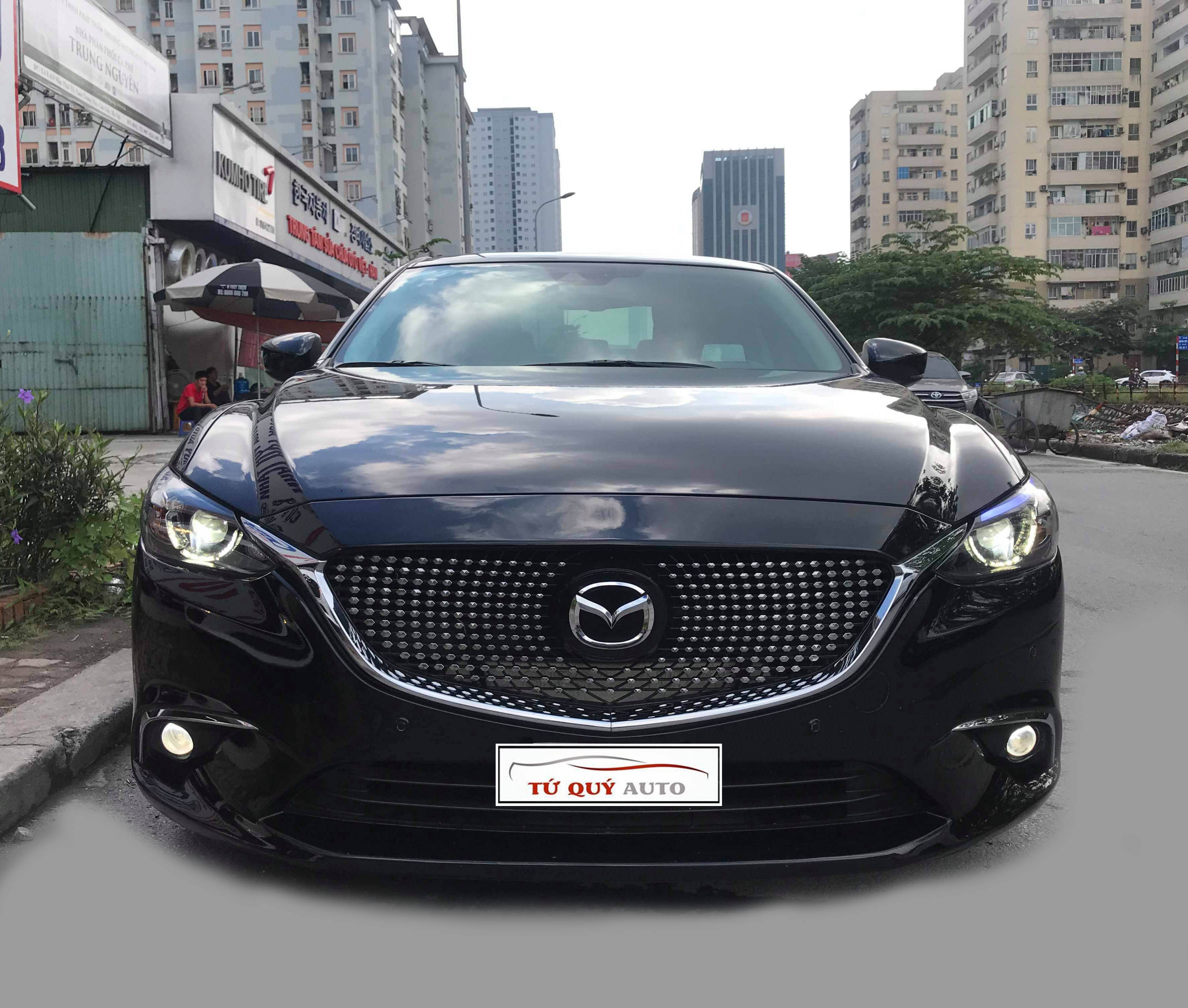 Xe Mazda 6 2.0AT Premium 2017 - Đen