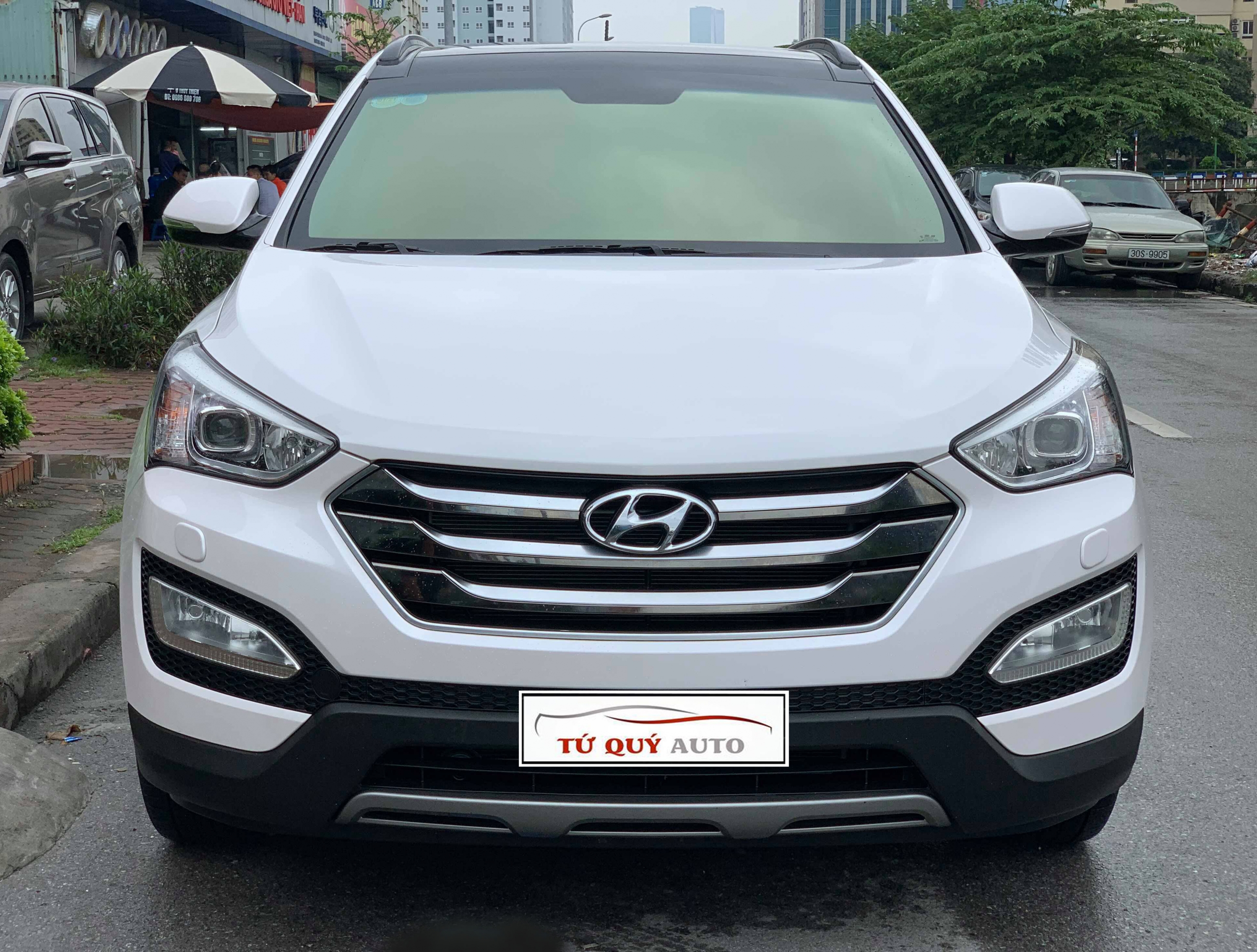 Xe Hyundai Santa Fe 2.4AT 4WD 2015 - Trắng