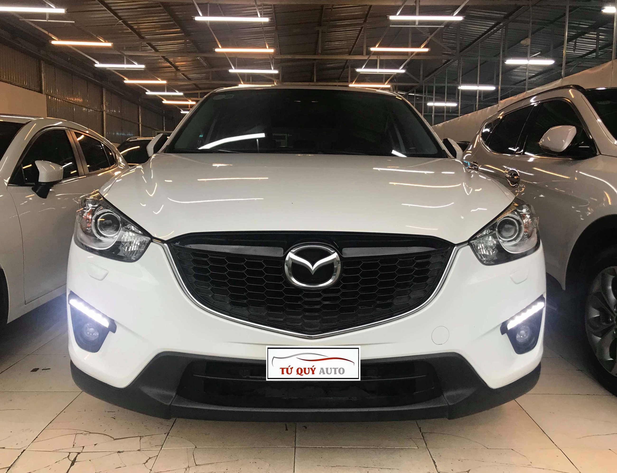 Xe Mazda CX 5 2.0AT 2014 - Trắng