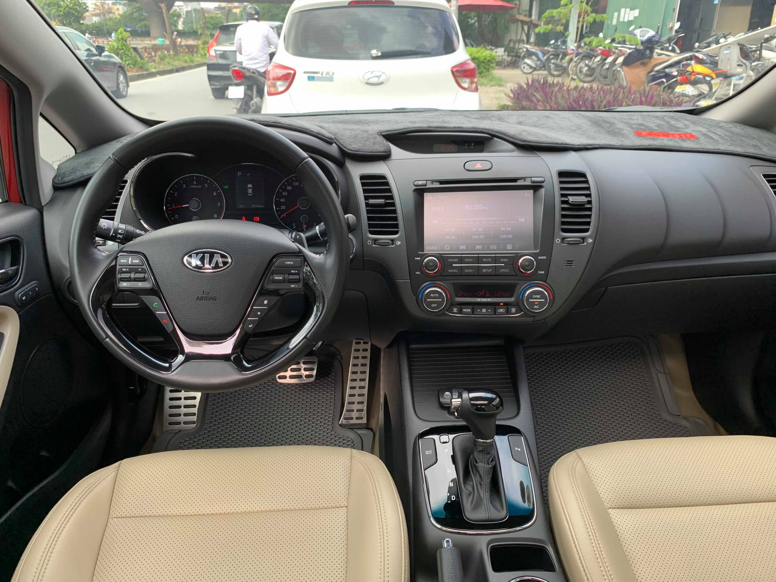 Kia Cerato 1.6AT 2017 - 6