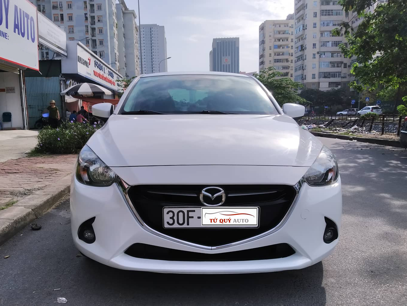 Xe Mazda 2 Sedan 1.5AT 2016 - Trắng