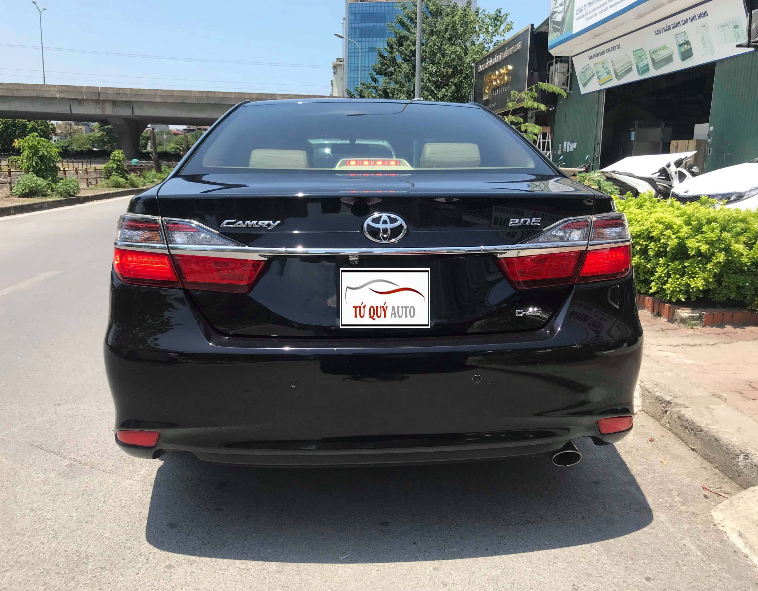 Toyota Camry 2.0E 2017 - 2