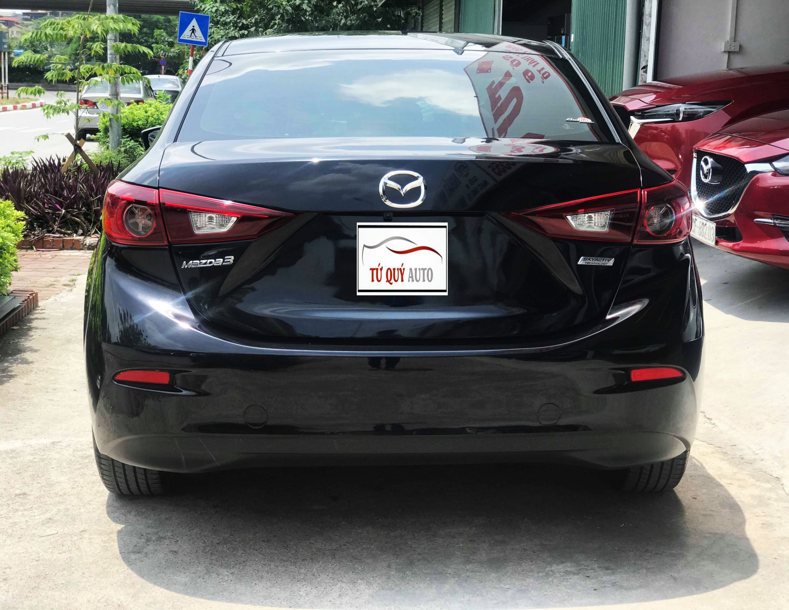 Mazda 3 Sedan 2015 - 2