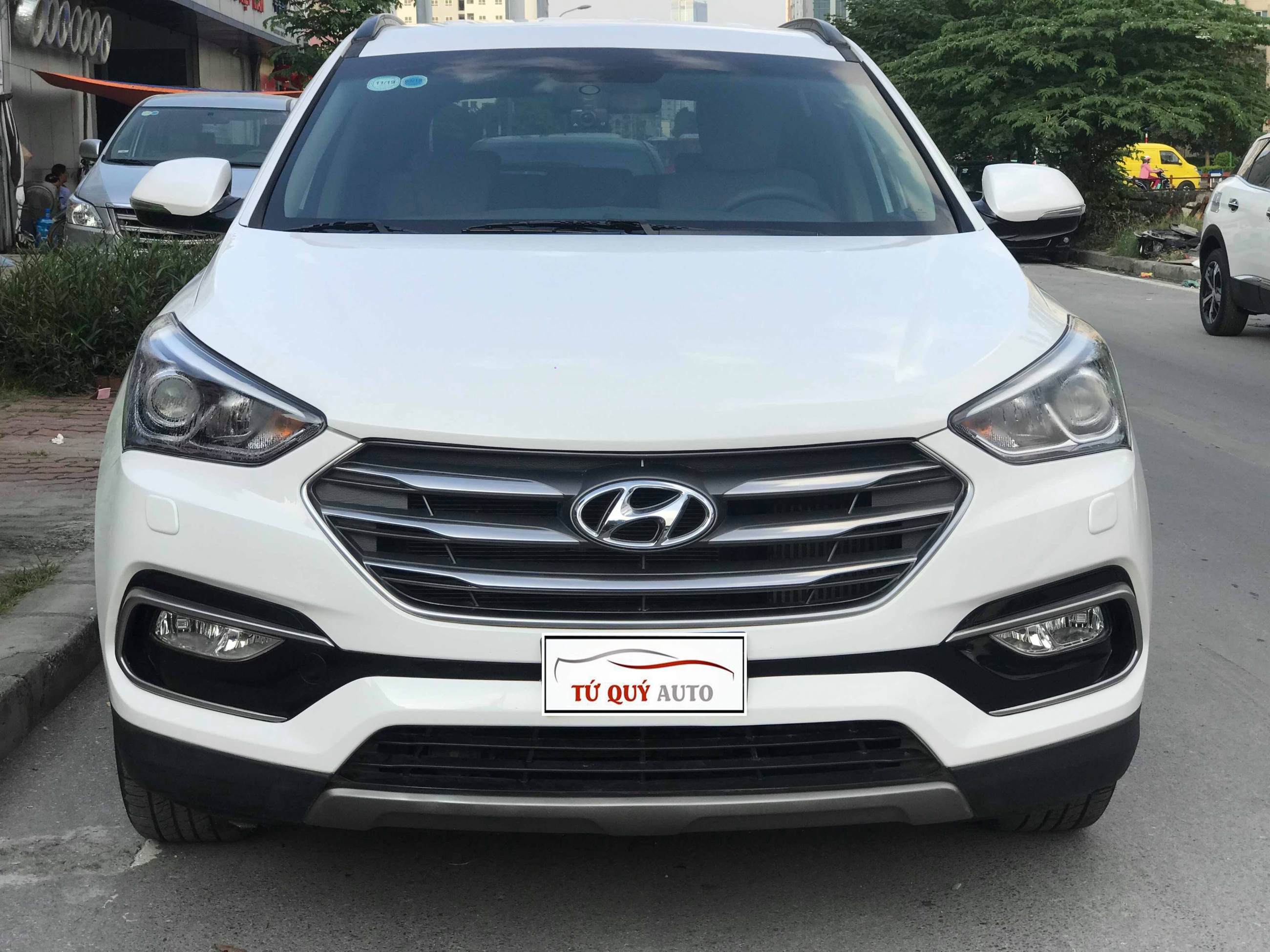 Xe Hyundai Santa Fe CRDi 2.2L 2017 - Trắng