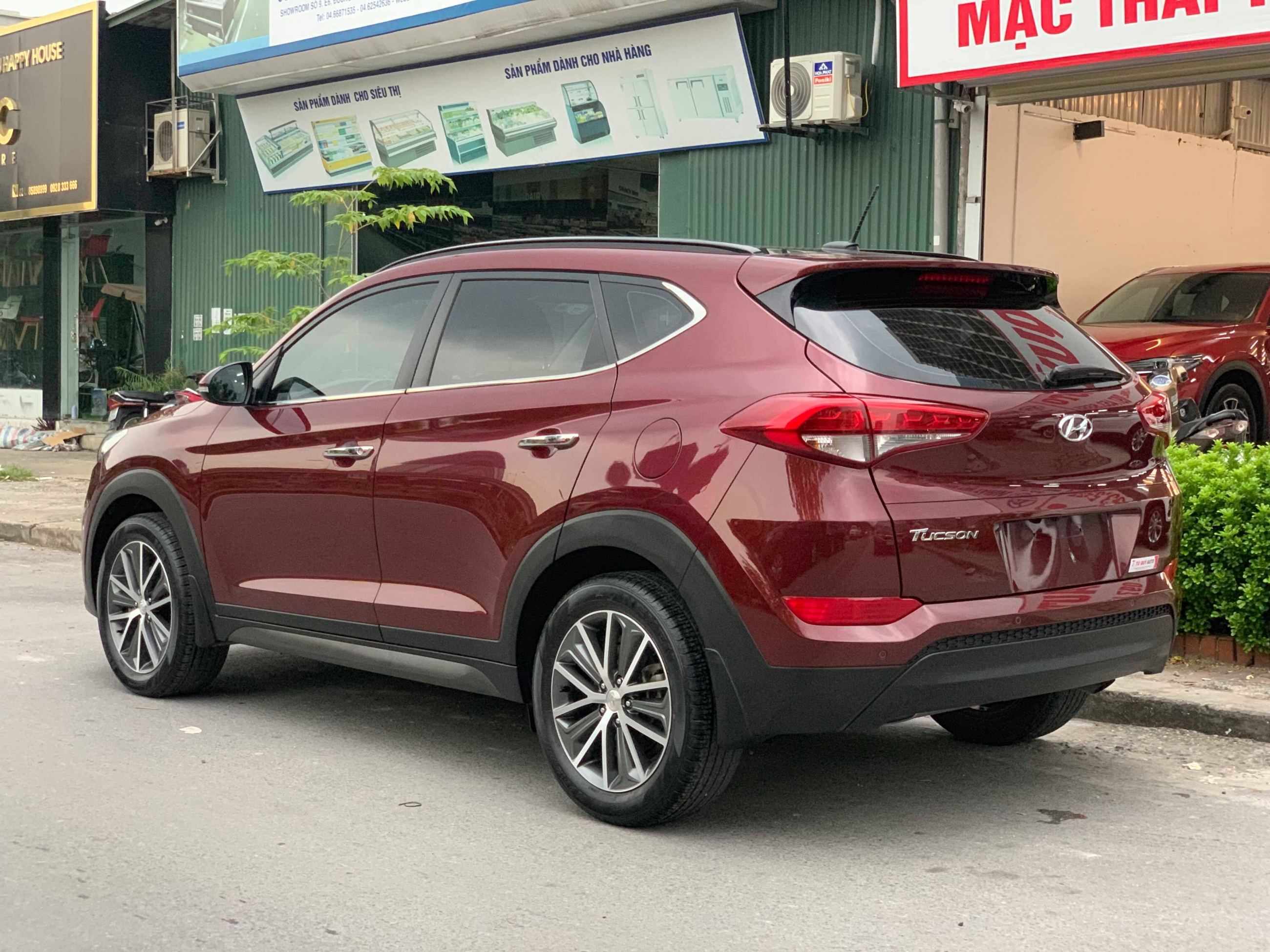 Hyundai Tucson 2.0AT 2015 - 5