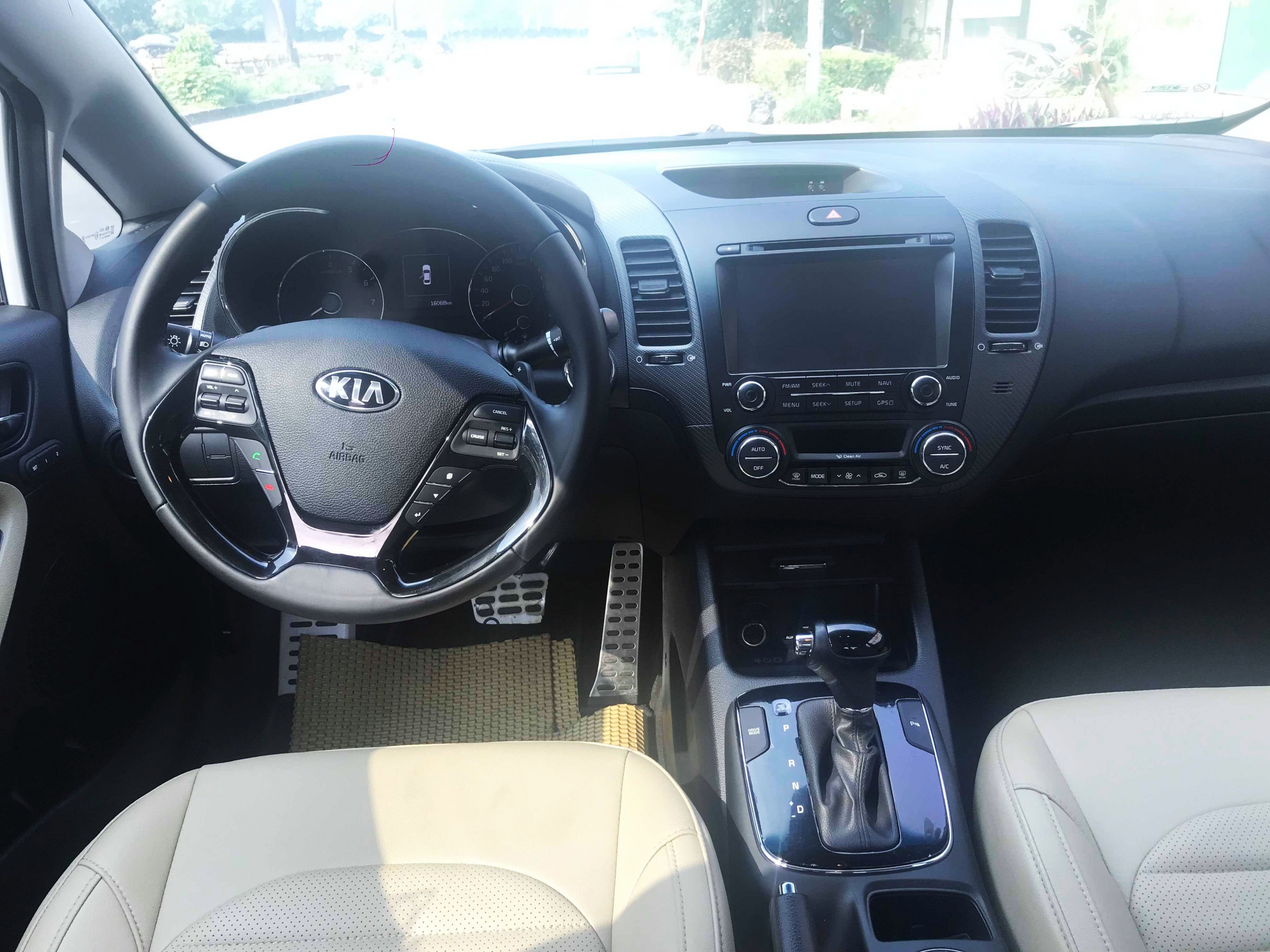 Kia Cerato 1.6AT 2018 - 6