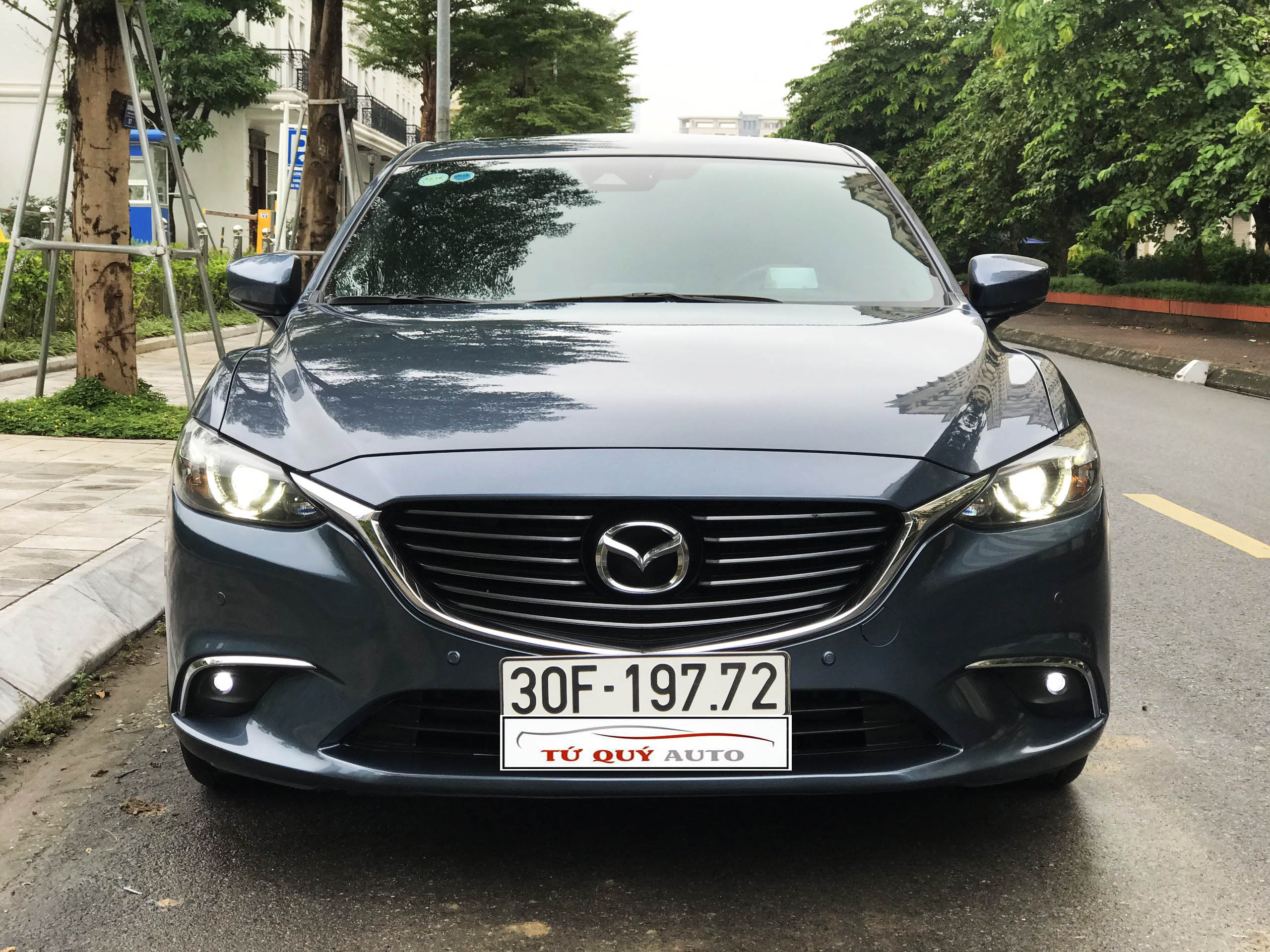 Xe Mazda 6 Sedan 2.5AT 2017 - Xanh