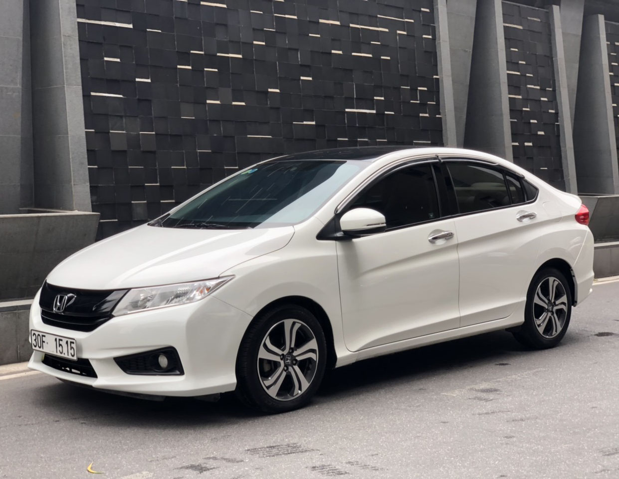 Honda City 1.5AT 2015 - 3