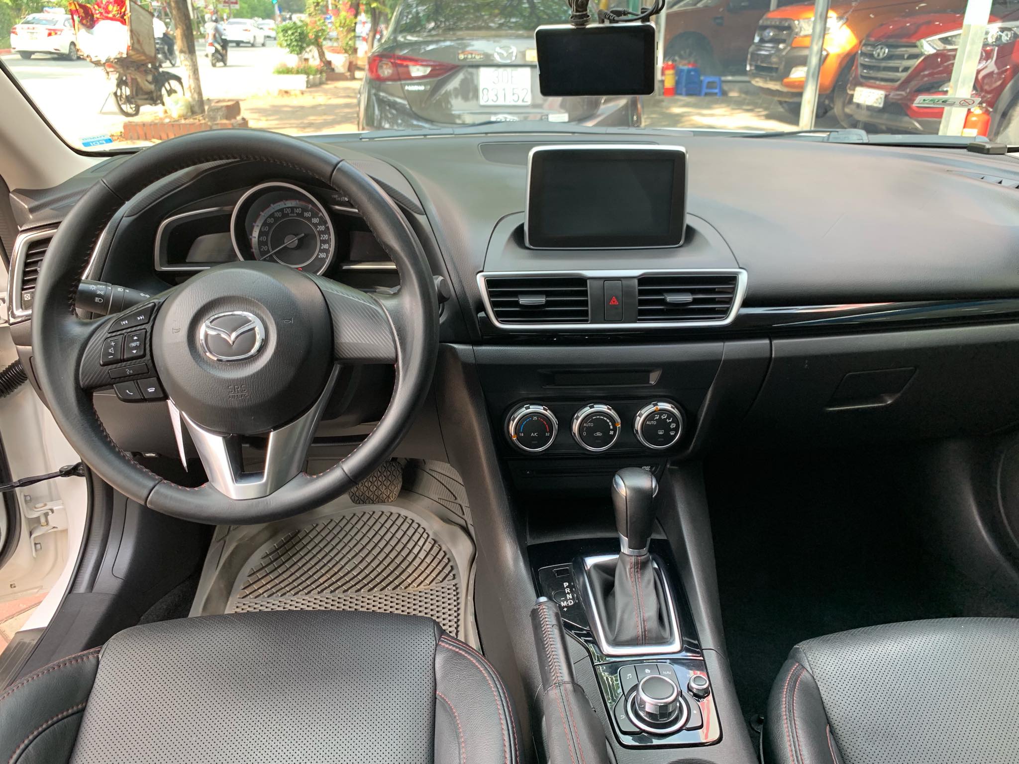 Mazda 3 Sedan 2015 - 7