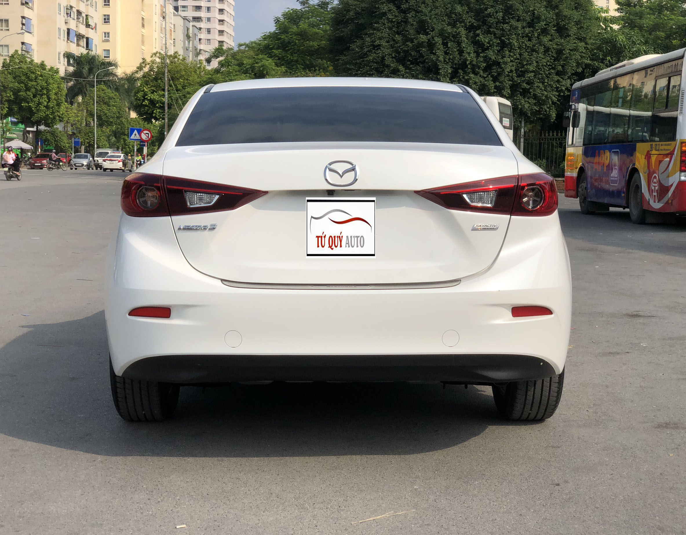 Mazda 3 Sedan 2016 - 2