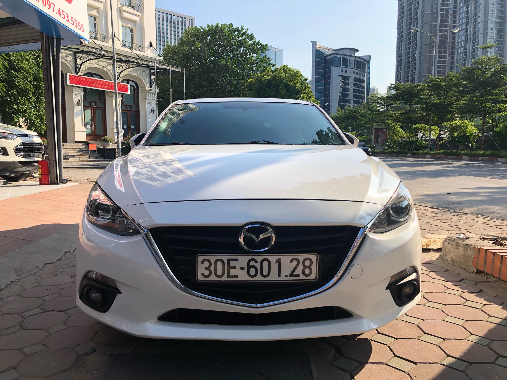 Xe Mazda 3 Hatchback 1.5AT 2016 - Trắng