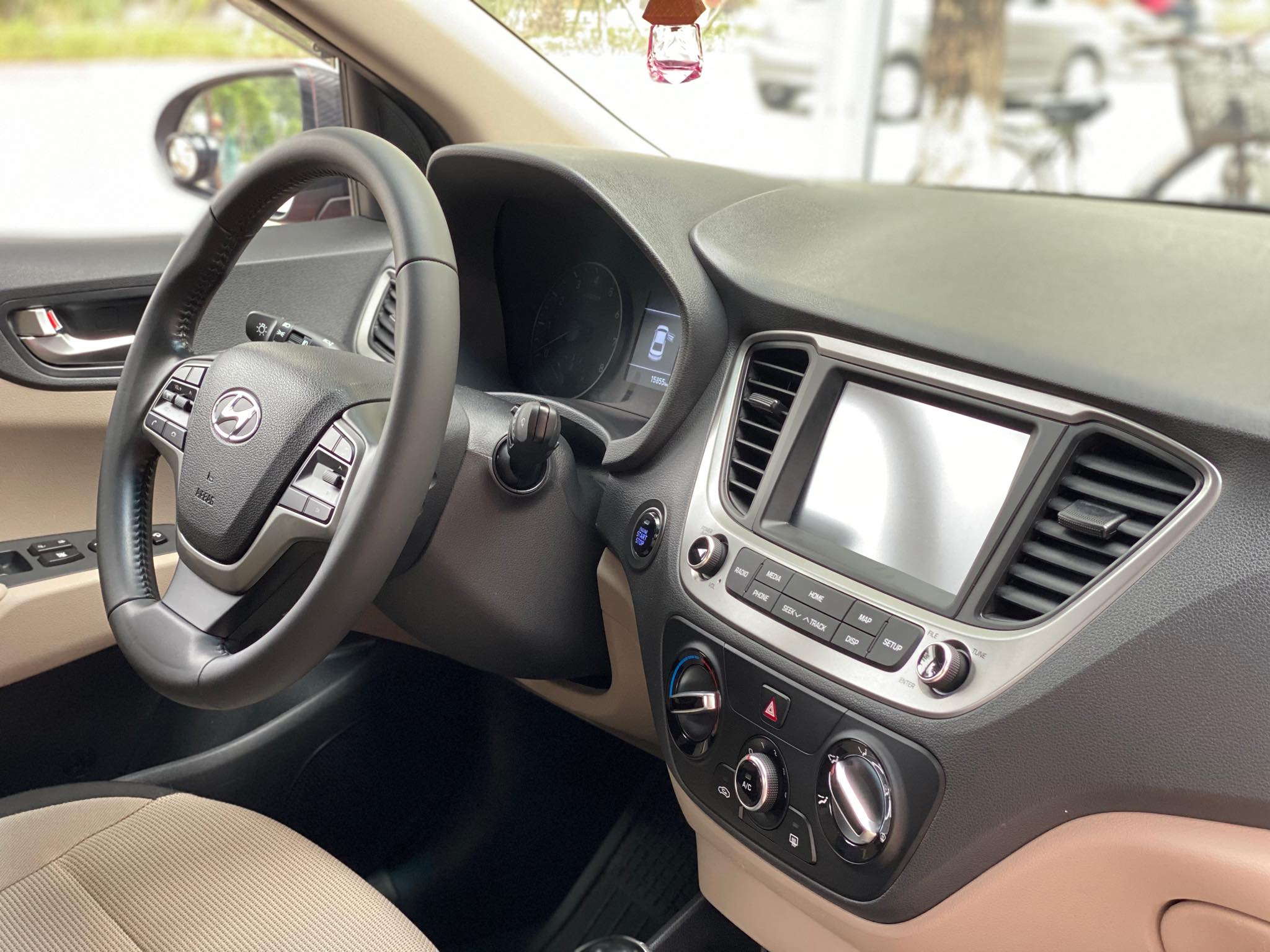 Hyundai Accent 1.4AT 2018 - 12