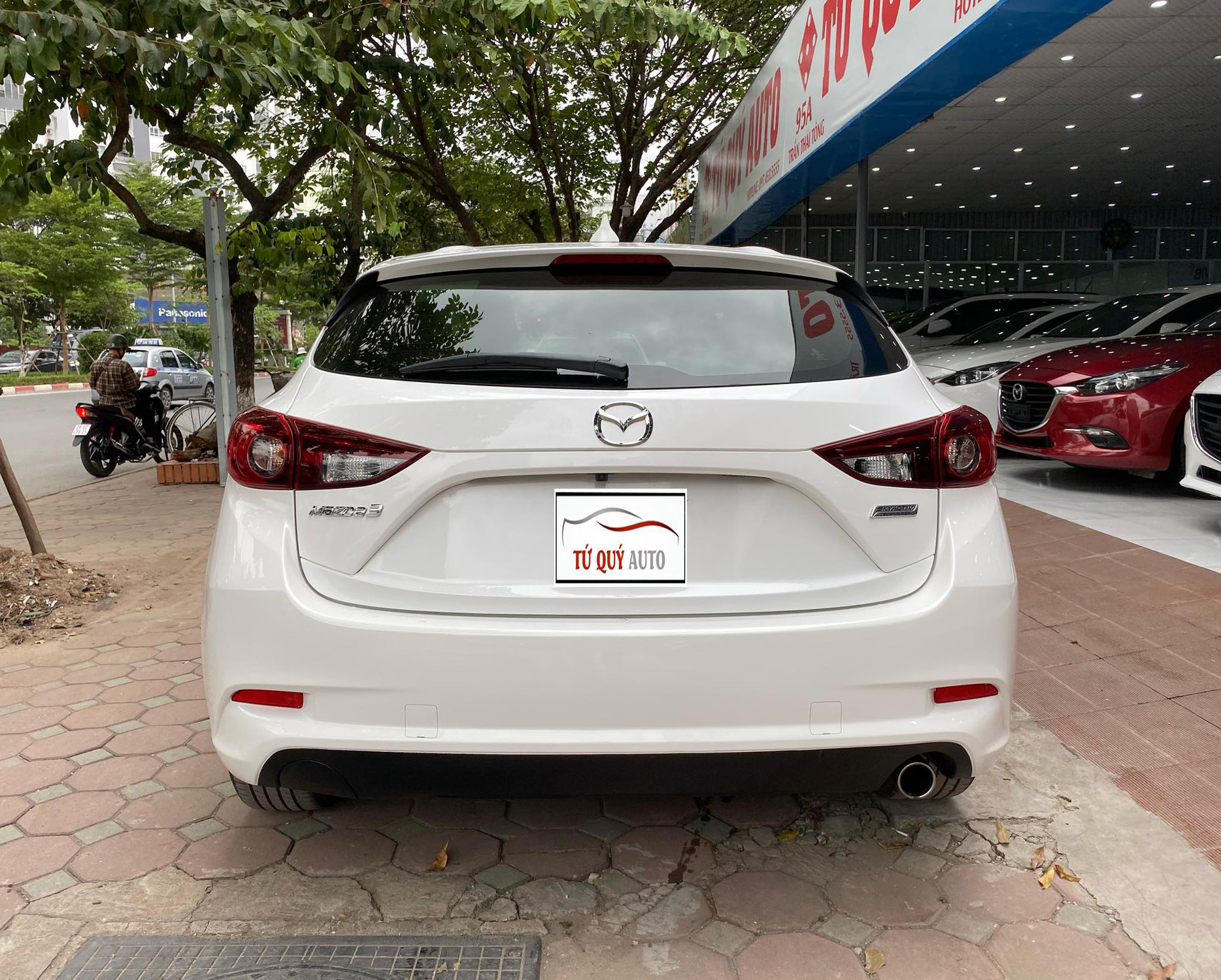 Mazda 3 Hatchback 1.5AT 2017 - 2