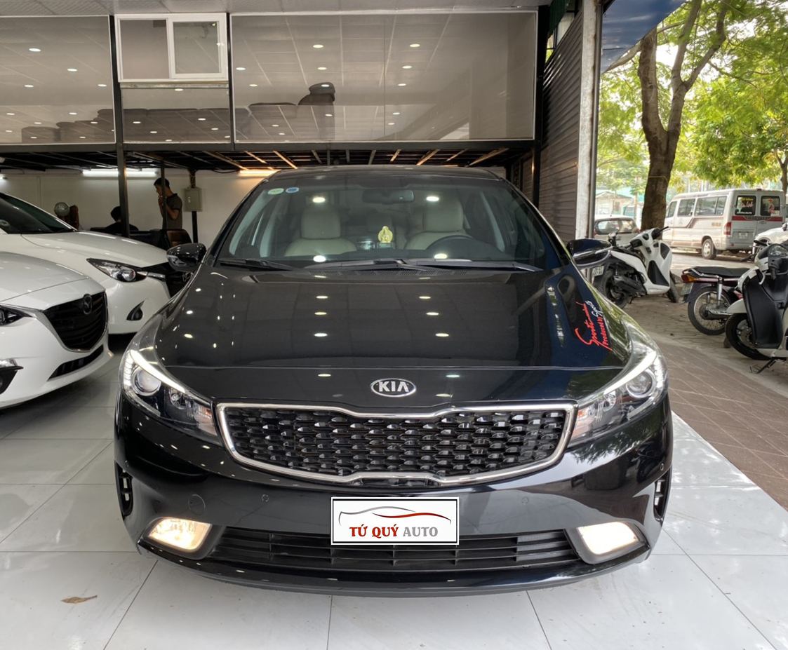 Xe Kia Cerato 2.0AT 2018 - Đen