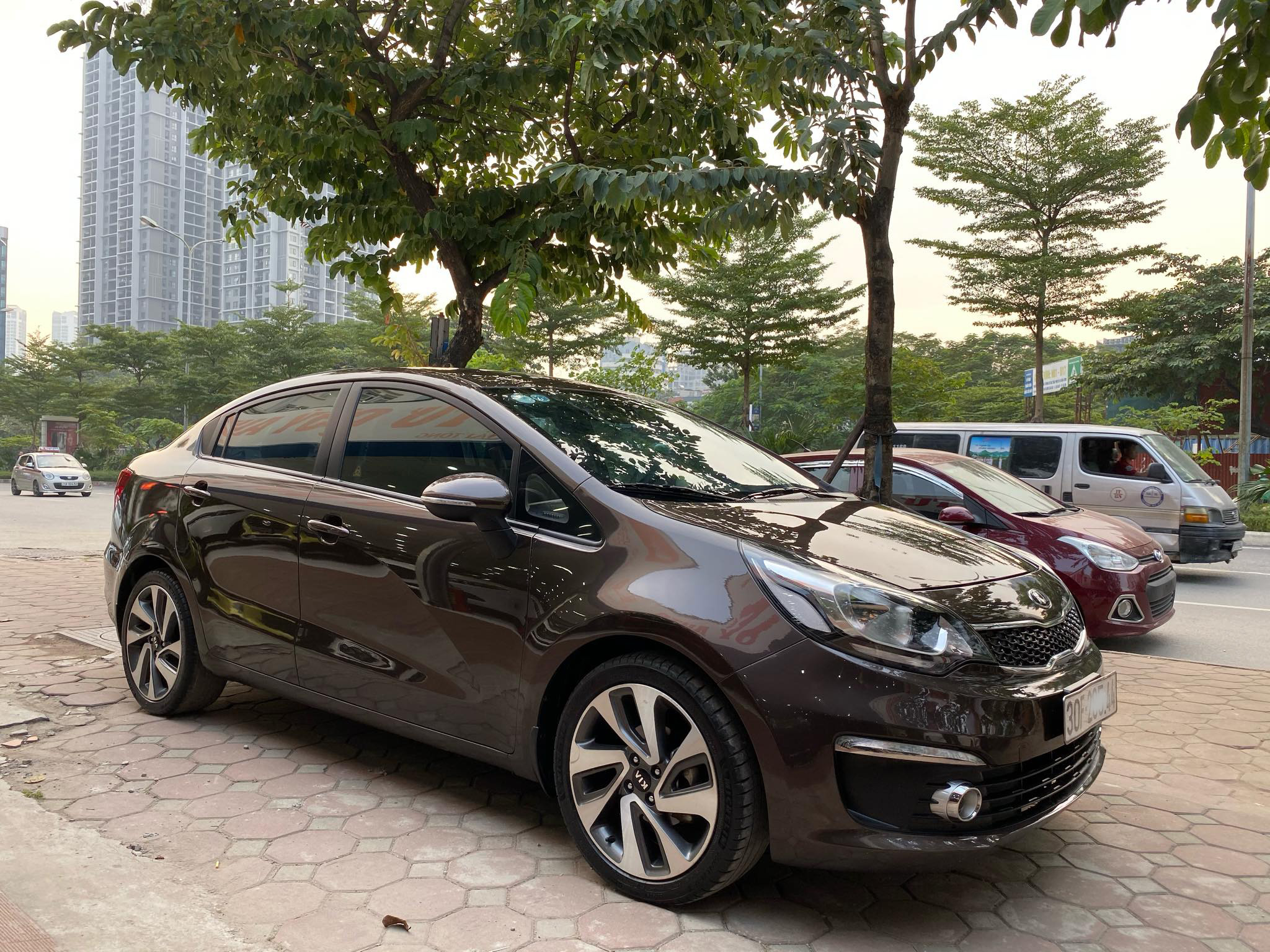 Kia Rio Sedan 1.4AT 2015 - 3