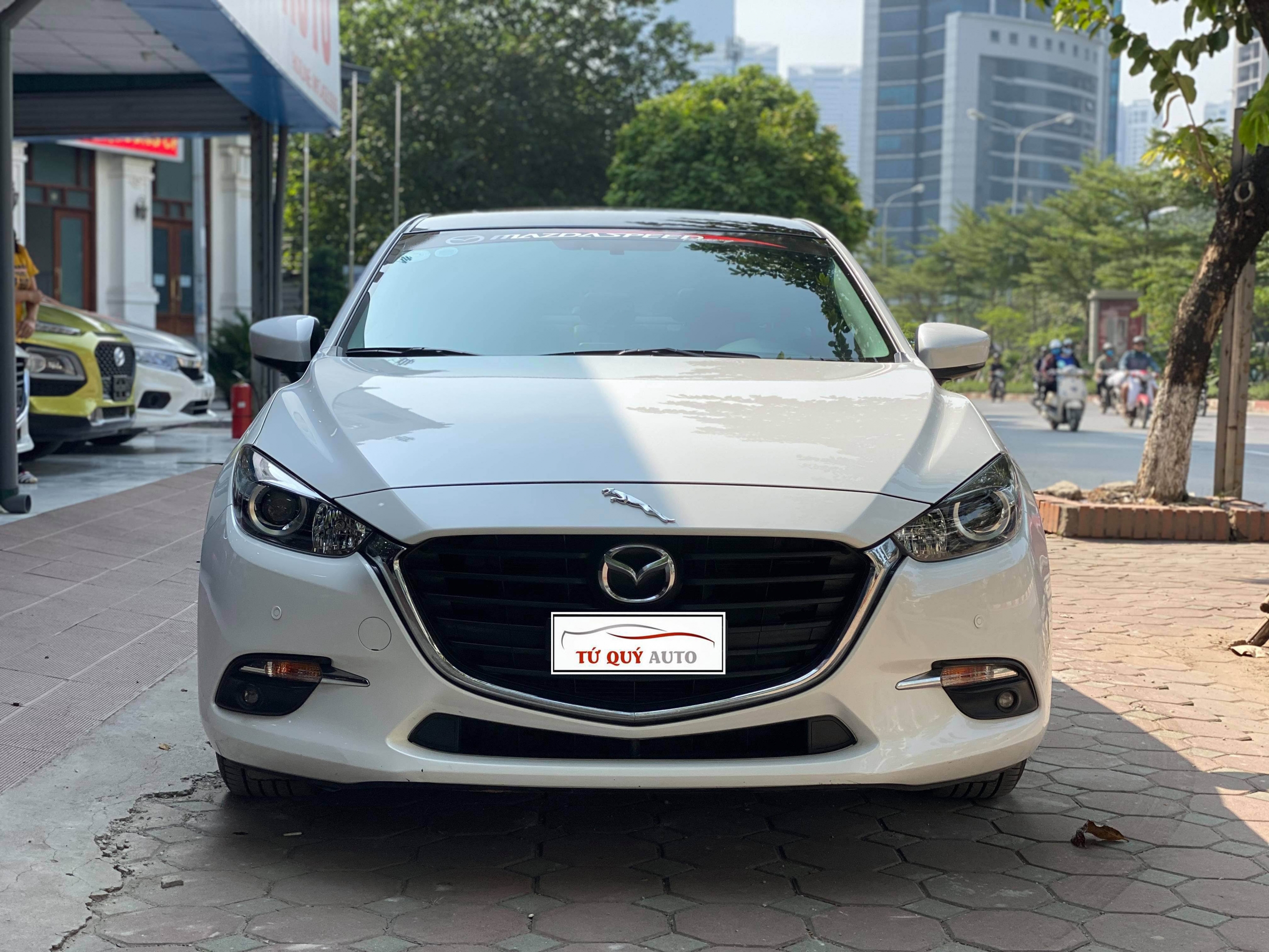 Xe Mazda 3 Sedan 1.5AT 2018 - Trắng