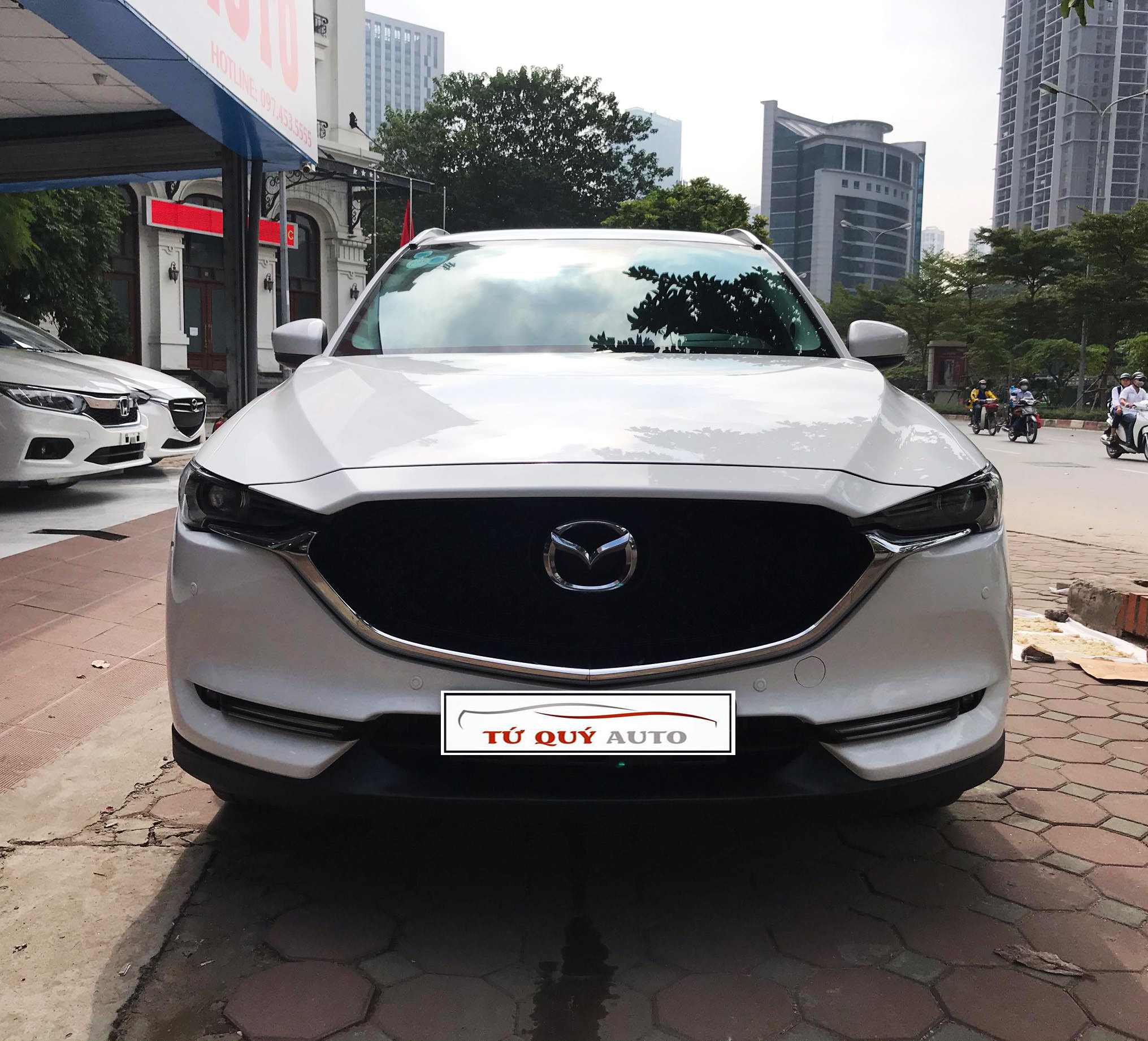 Xe Mazda CX 5 2.5AT 2018 - Trắng