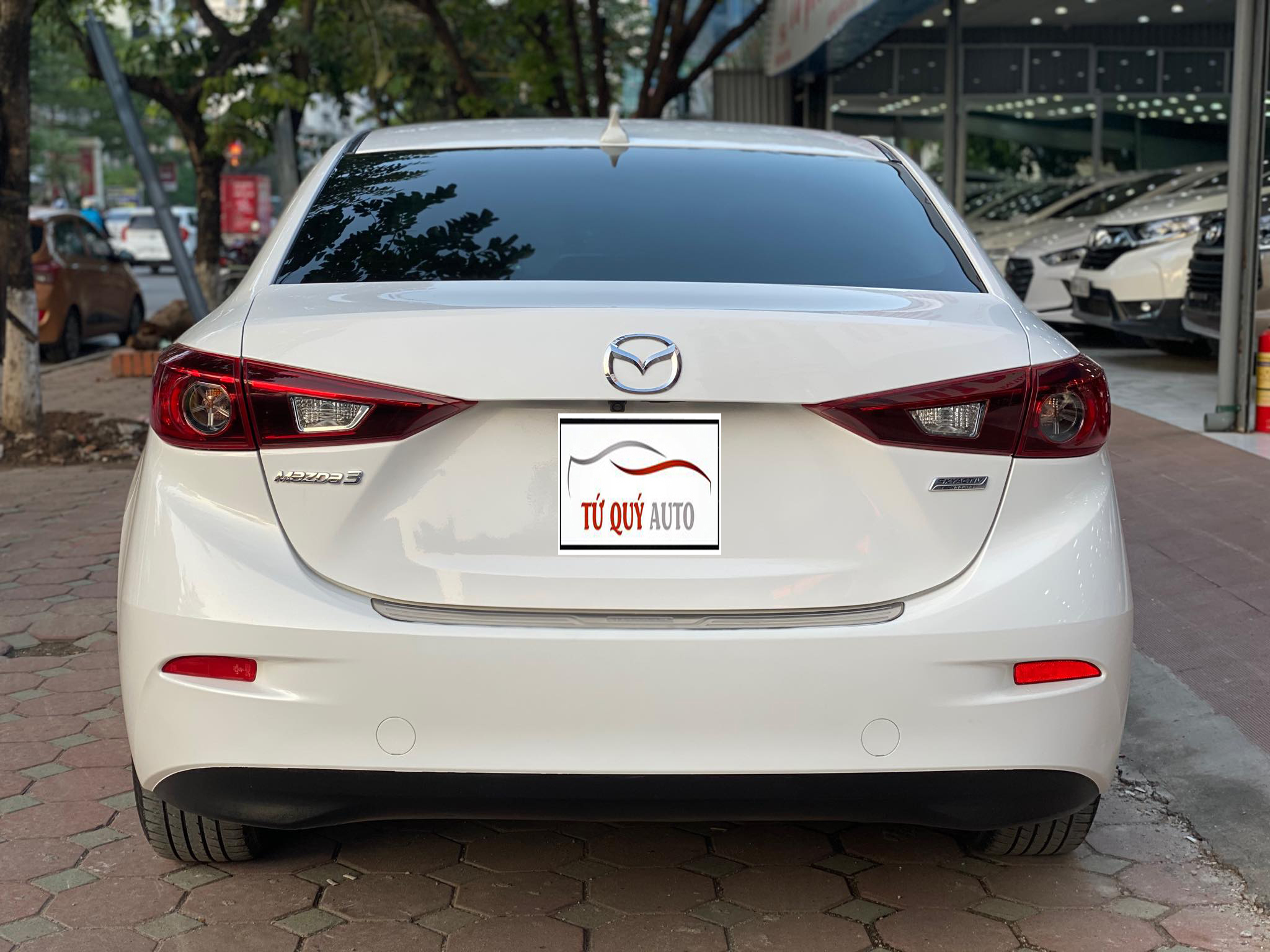 Mazda 3 Sedan 1.5AT 2016 - 2