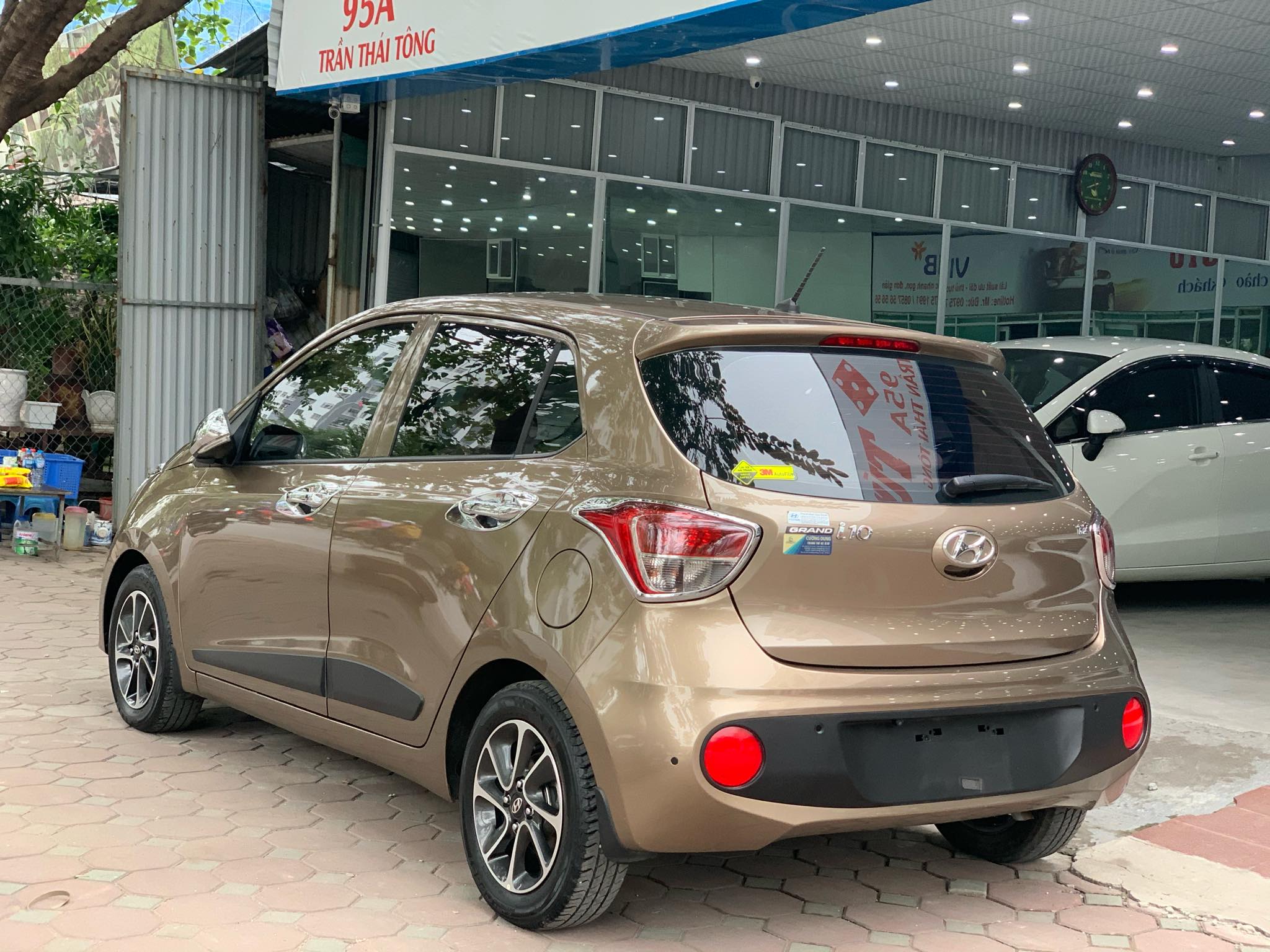 Hyundai i10 HB 1.2AT 2018 - 4