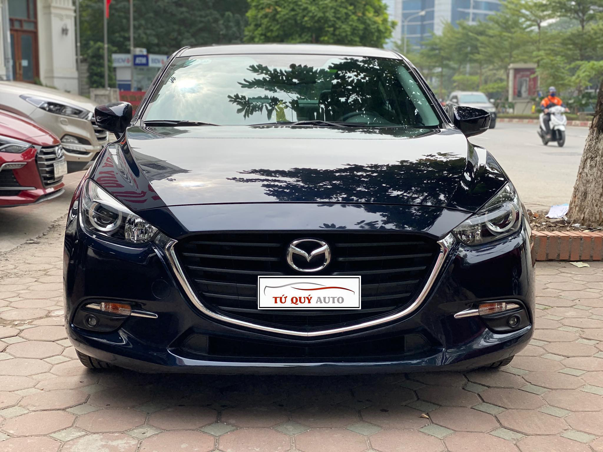 Xe Mazda 3 Sedan 1.5AT 2018 - Xanh Đen